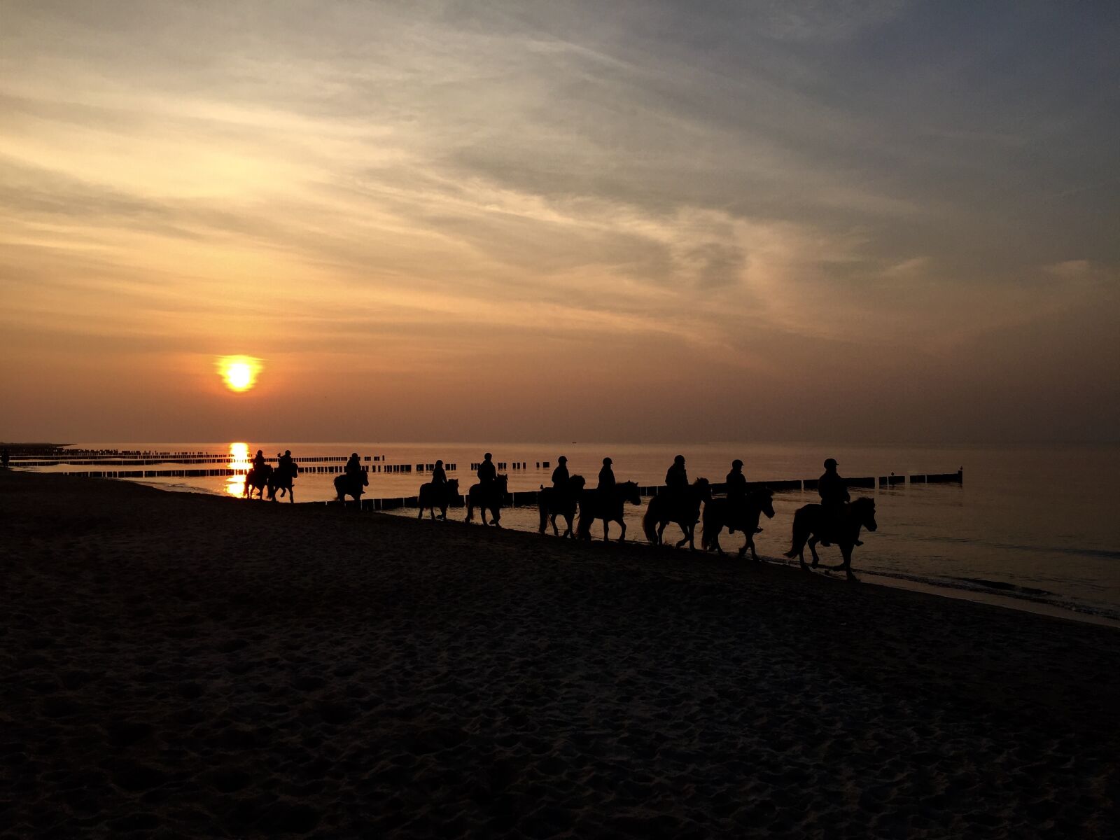 Apple iPhone 6 sample photo. Beach, sunset, freedom photography
