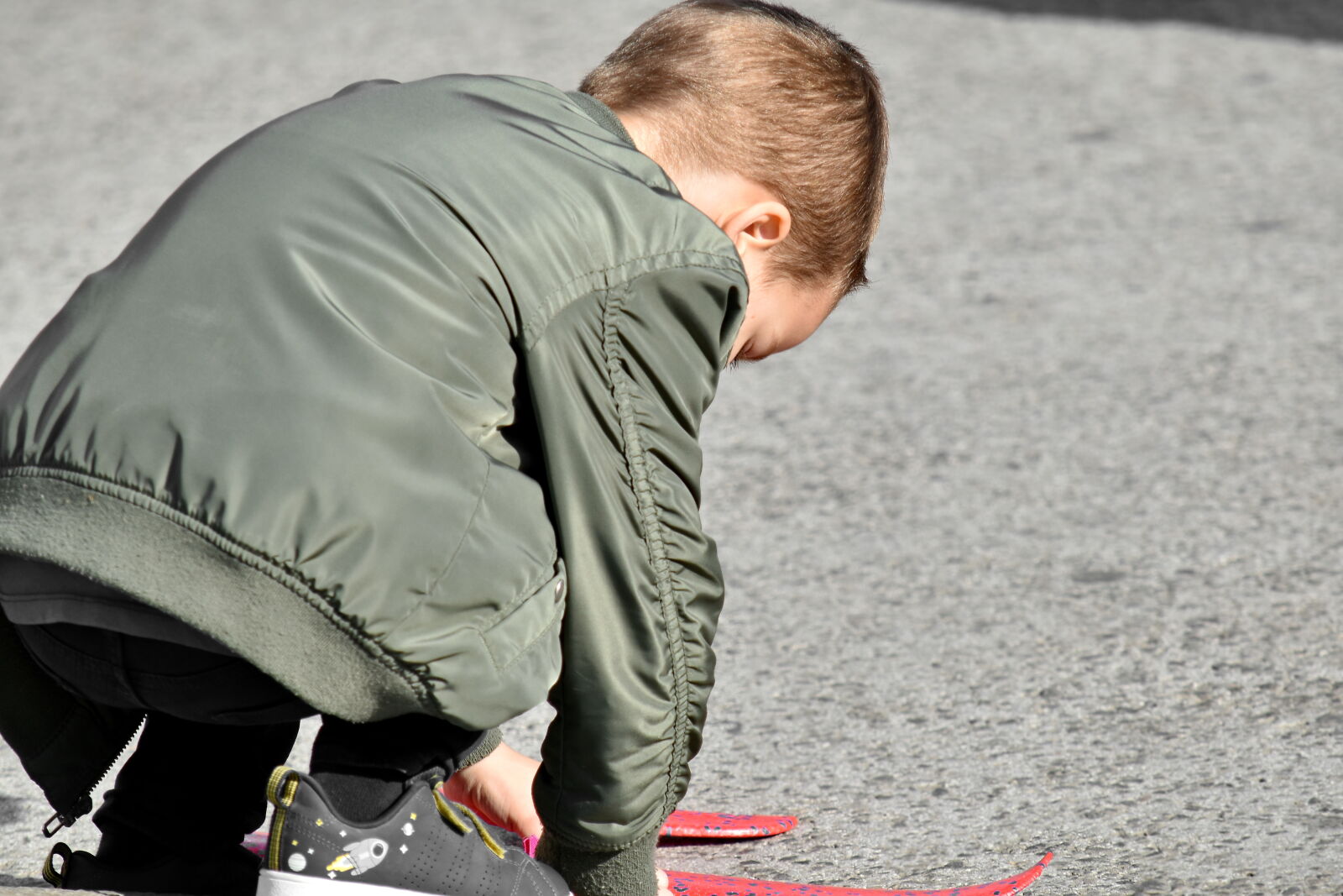Nikon D5500 sample photo. Aeroplano, boy, child, playful photography