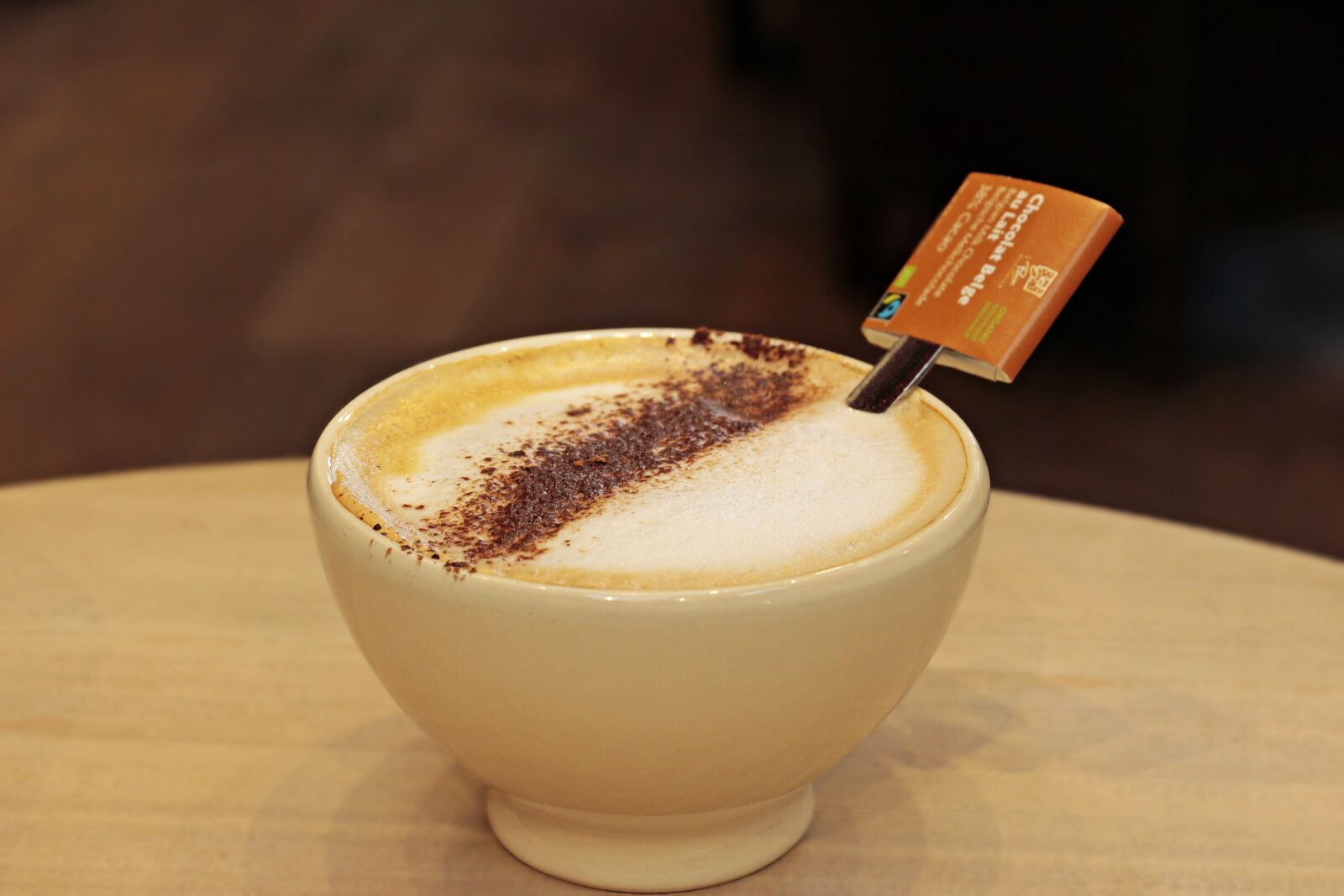 Canon EOS 100D (EOS Rebel SL1 / EOS Kiss X7) sample photo. Cappuccino, coffee, cafe photography