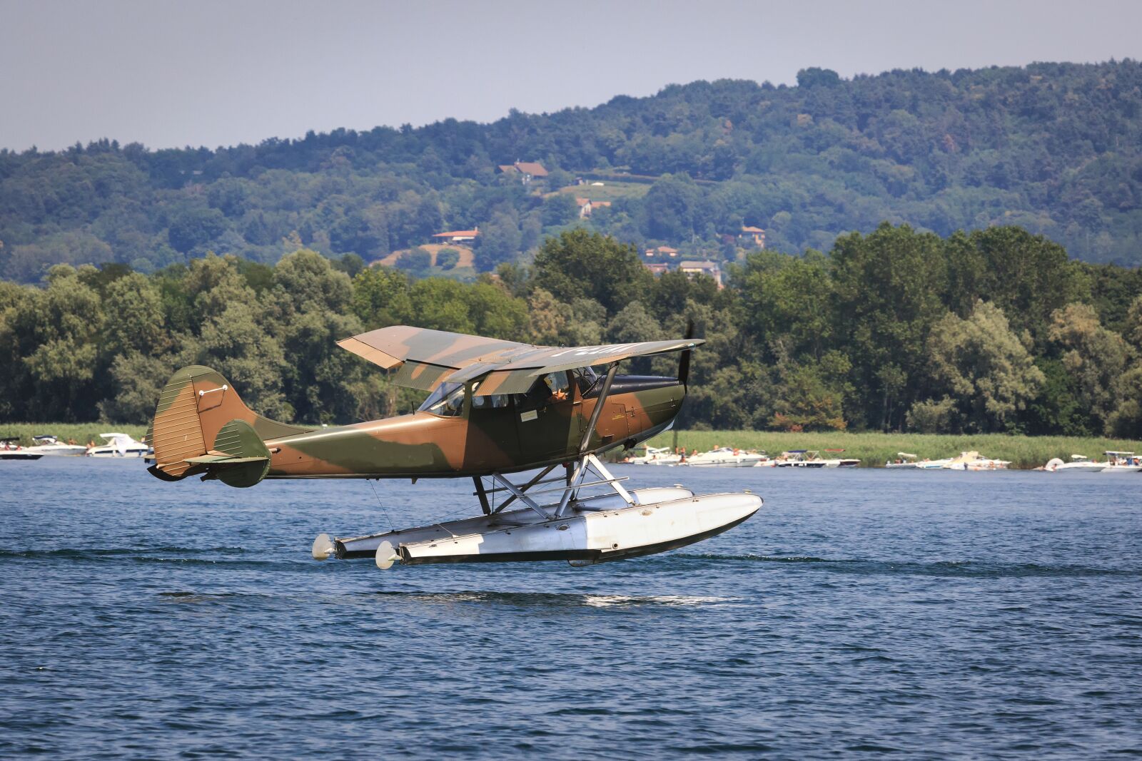 Canon EOS 7D Mark II + Canon EF 70-200mm F2.8L USM sample photo. Ditching, seaplane, water photography