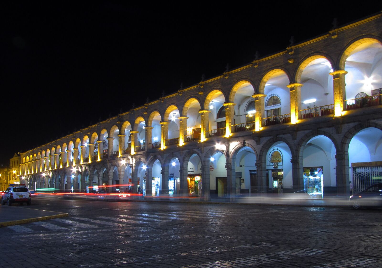 Canon PowerShot SX210 IS sample photo. Main square, arcade, arequipa photography