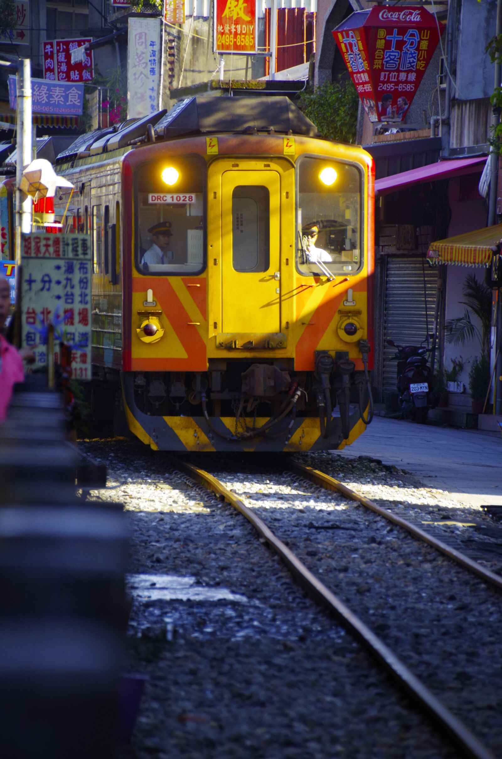 Pentax K-50 sample photo. Street photography, rail, train photography
