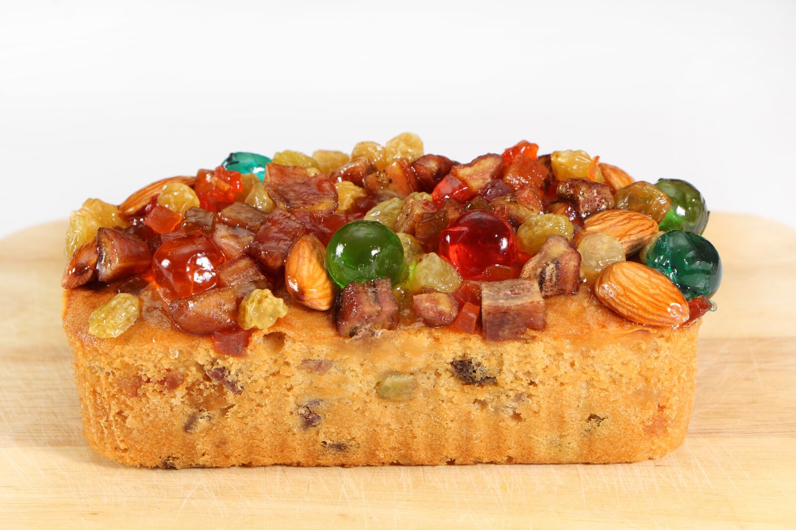 Canon EOS 1200D (EOS Rebel T5 / EOS Kiss X70 / EOS Hi) sample photo. Mixed fruit cake, cake photography