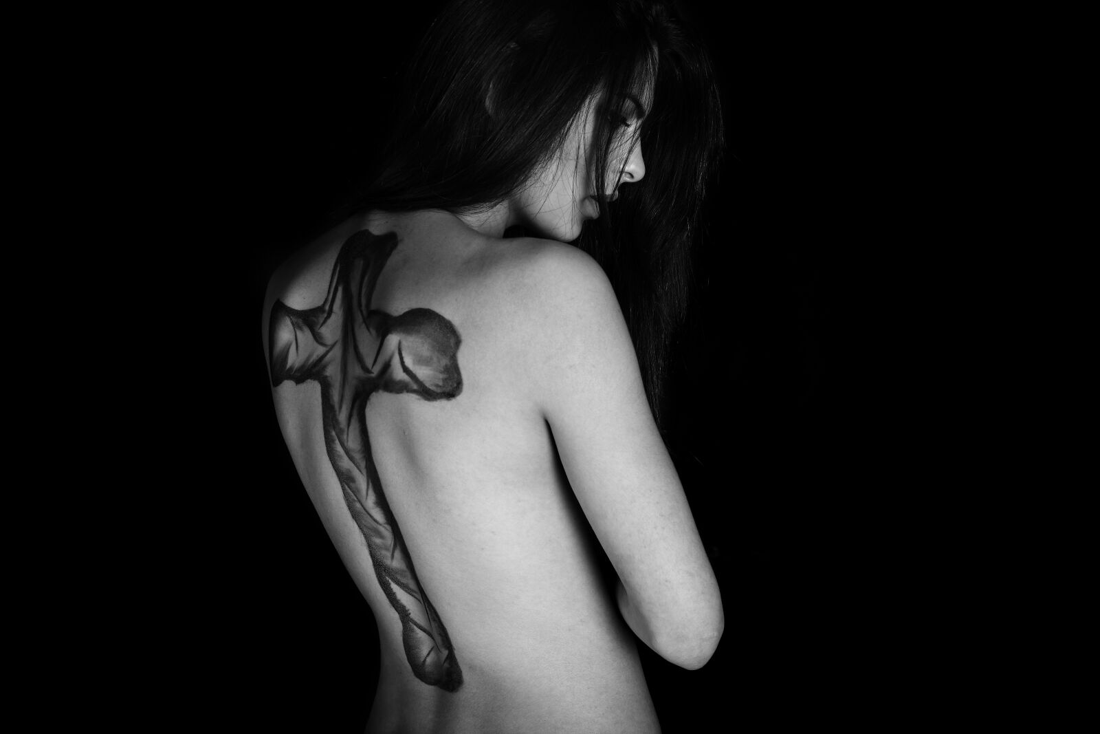 Canon EOS 5D Mark II sample photo. Tattoo, naked, make-up photography