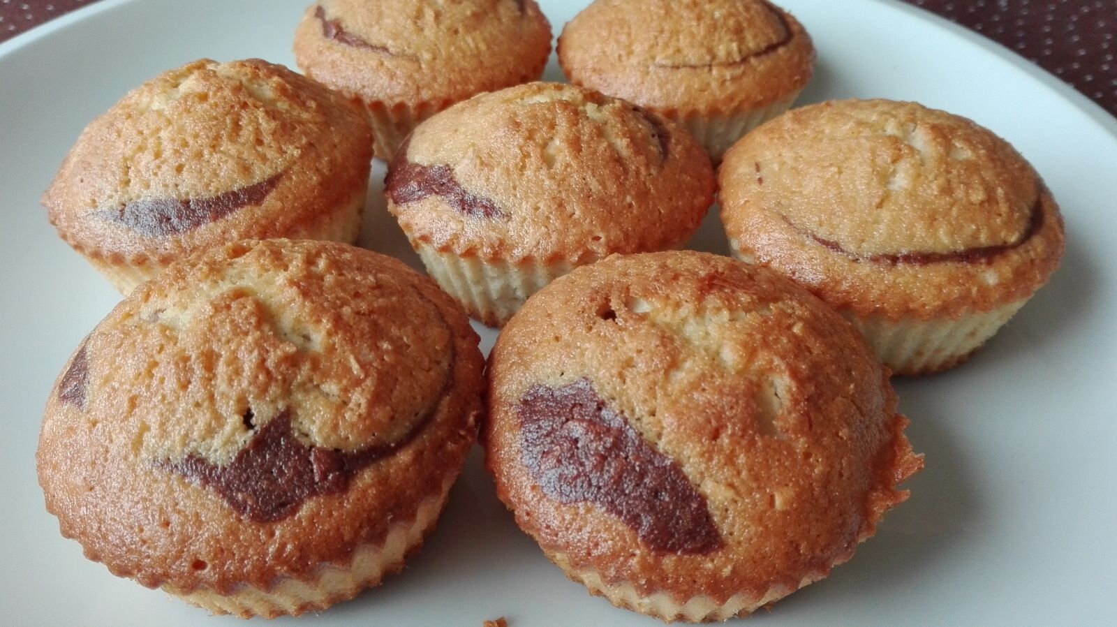HUAWEI P8 Lite sample photo. Food, dessert, muffins photography