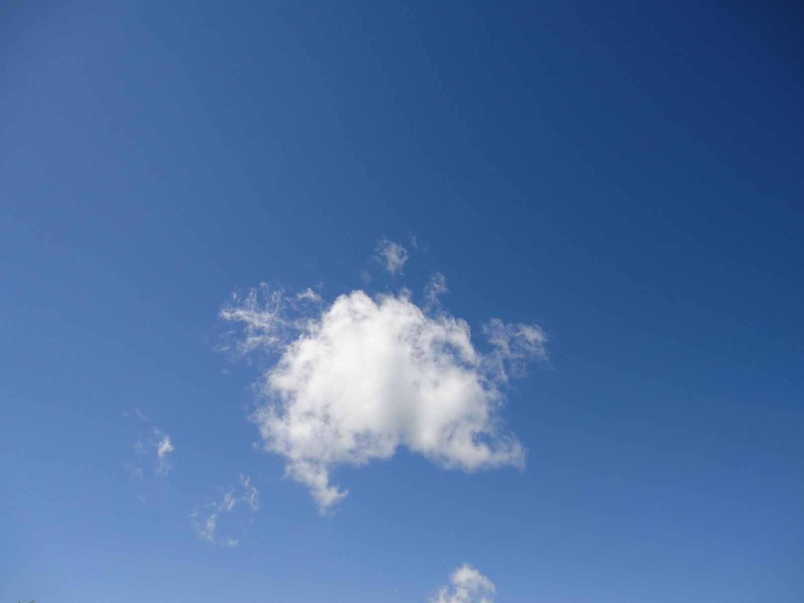 Sony Cyber-shot DSC-W610 sample photo. Sky, blue, cloud photography