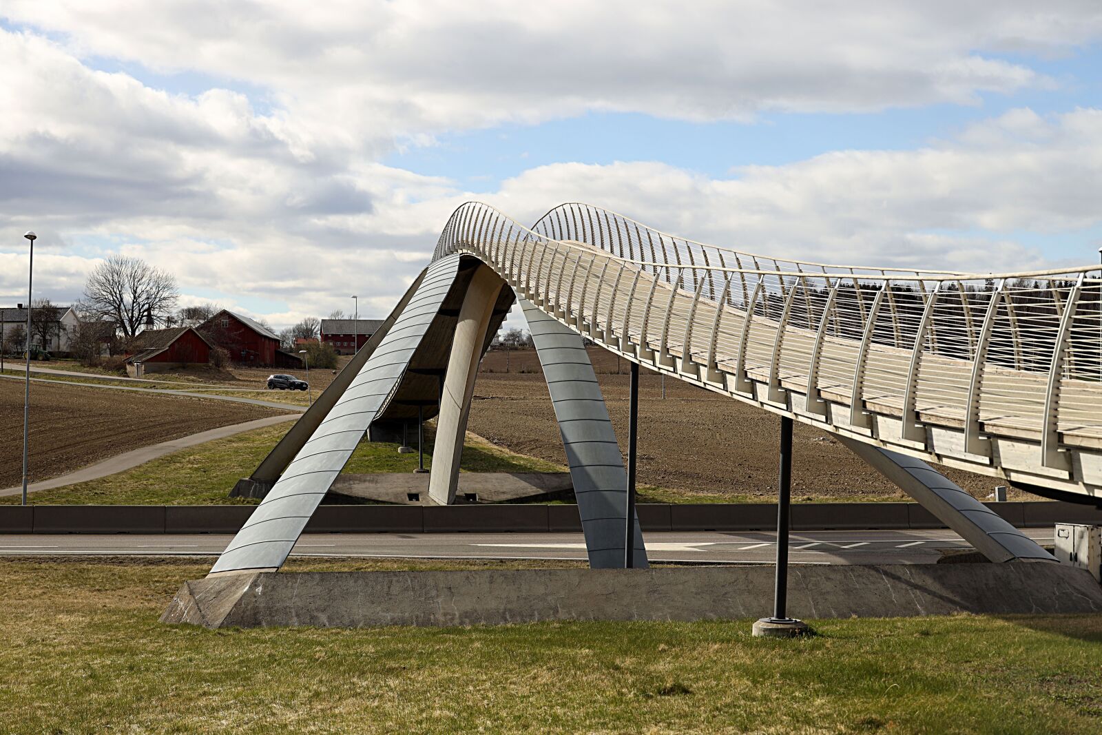 Canon EOS R sample photo. Bridge, landmark, road photography