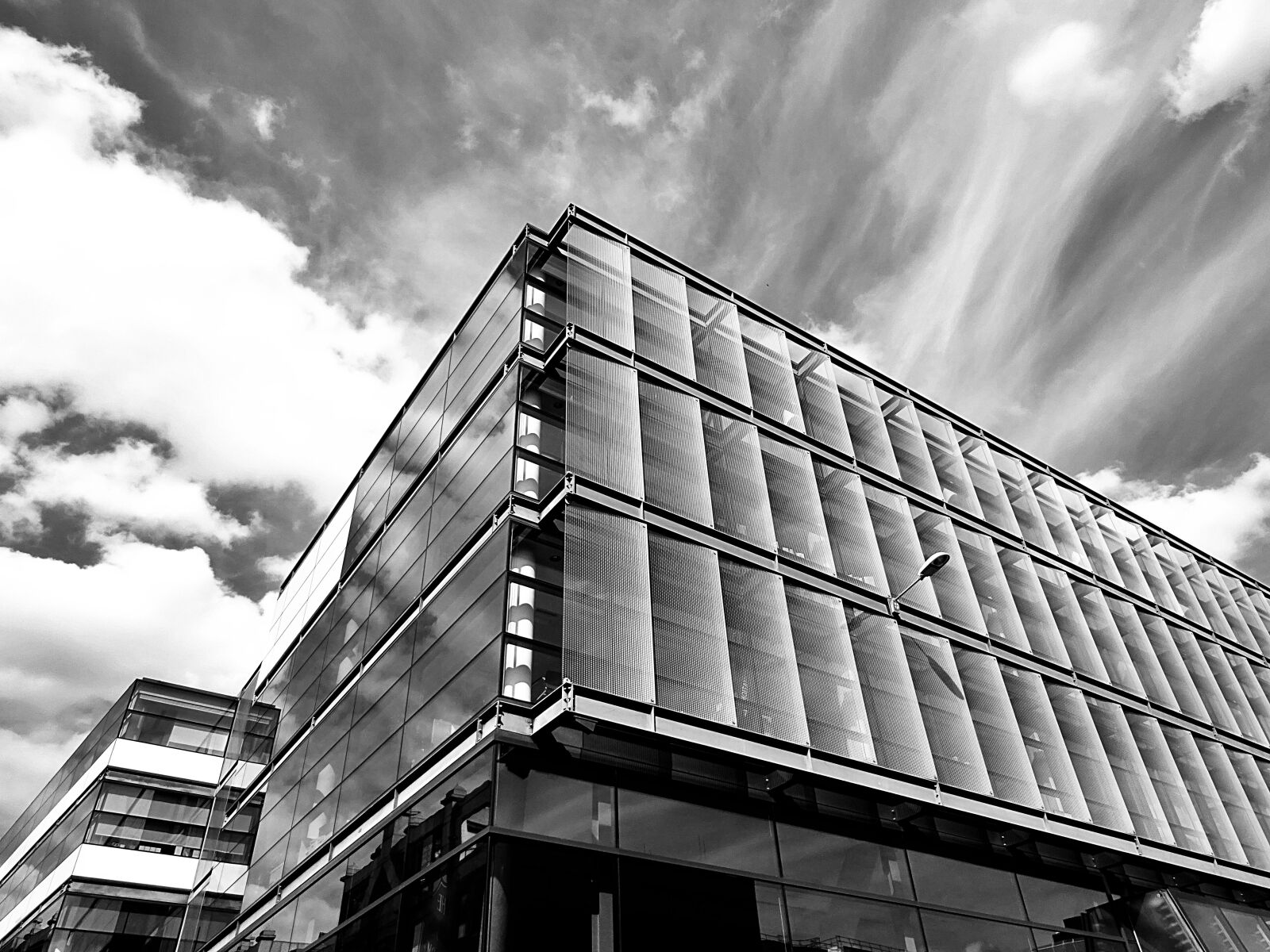 Sony DSC-HX60 sample photo. Architecture, black, and, white photography