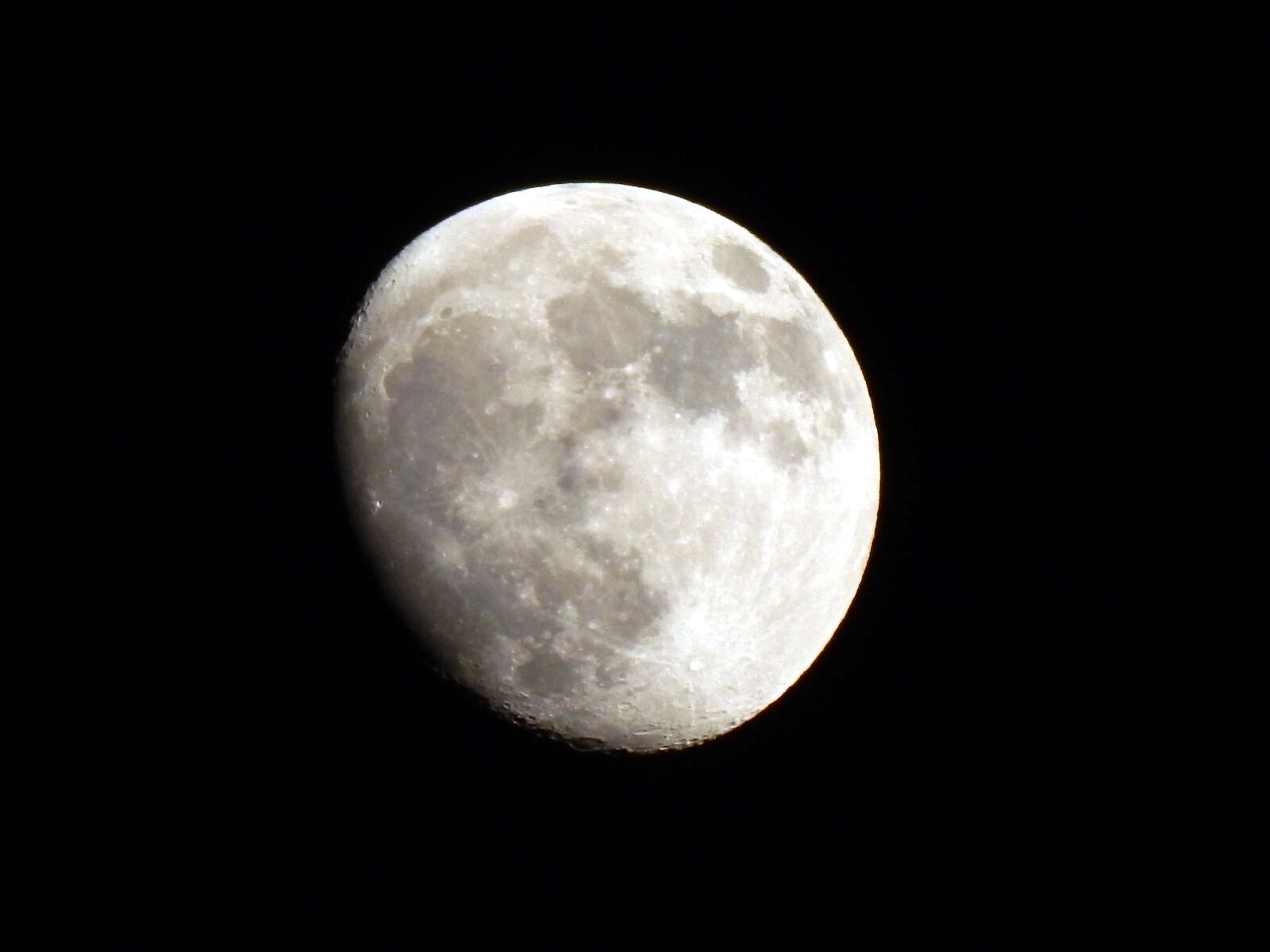 Nikon Coolpix L830 sample photo. Full moon, supermoon, moon photography