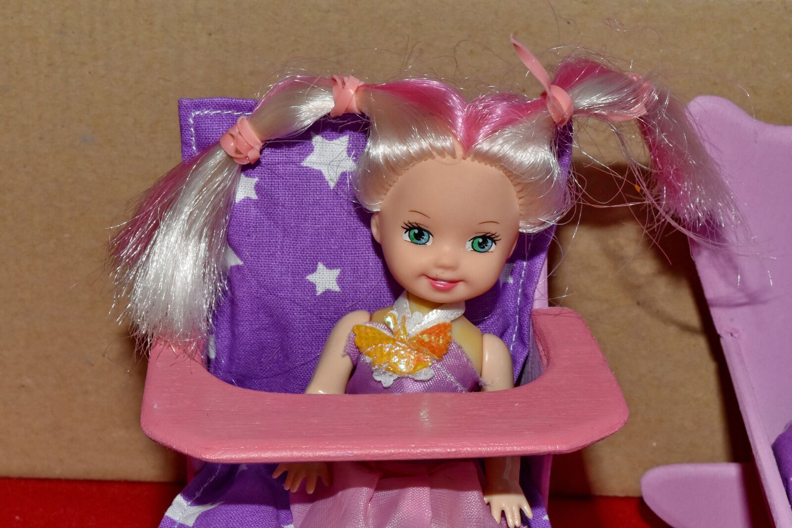 Nikon D5500 sample photo. Doll, gift, toddler, child photography