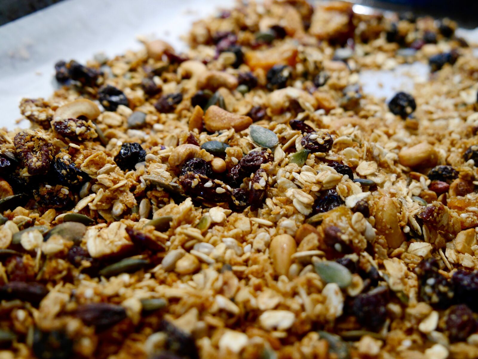 Panasonic Lumix DMC-G6 sample photo. Granola, homemade, nuts photography