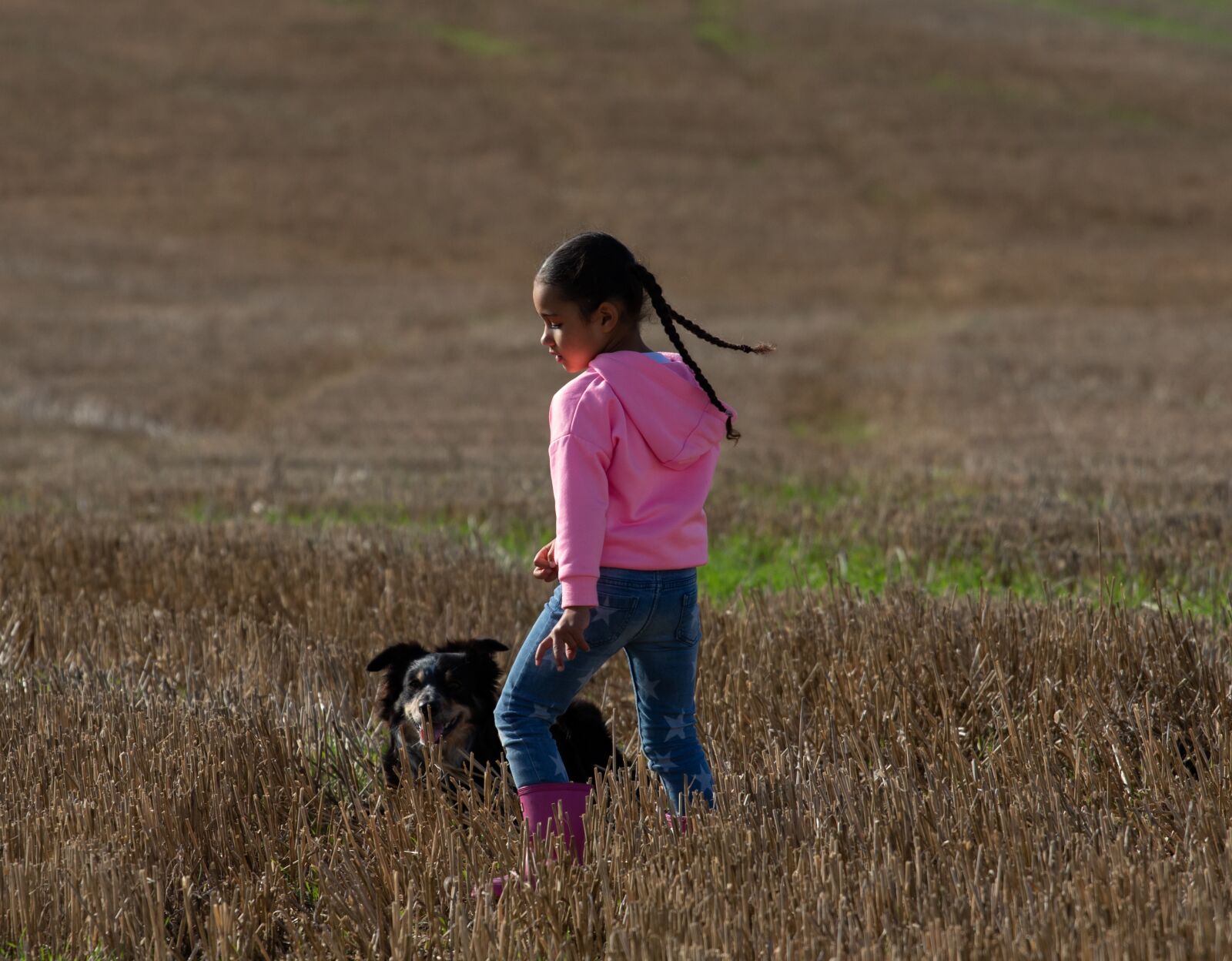 Canon EF 70-200mm F4L USM sample photo. Girl and dog in photography