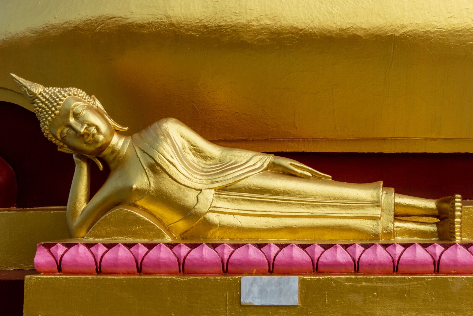 Panasonic Lumix DMC-FZ200 sample photo. Buddha, reclining buddha, god photography