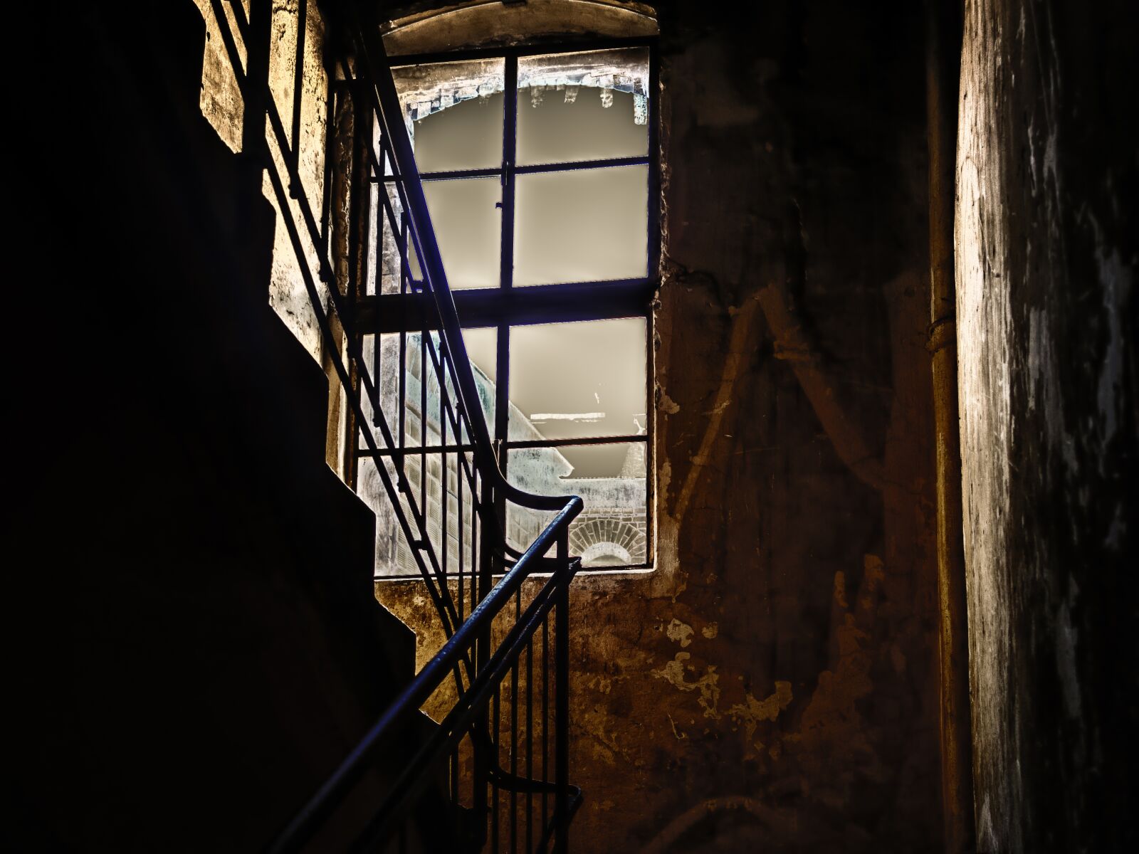 Nikon D3300 sample photo. Hallway, stairs, staircase photography