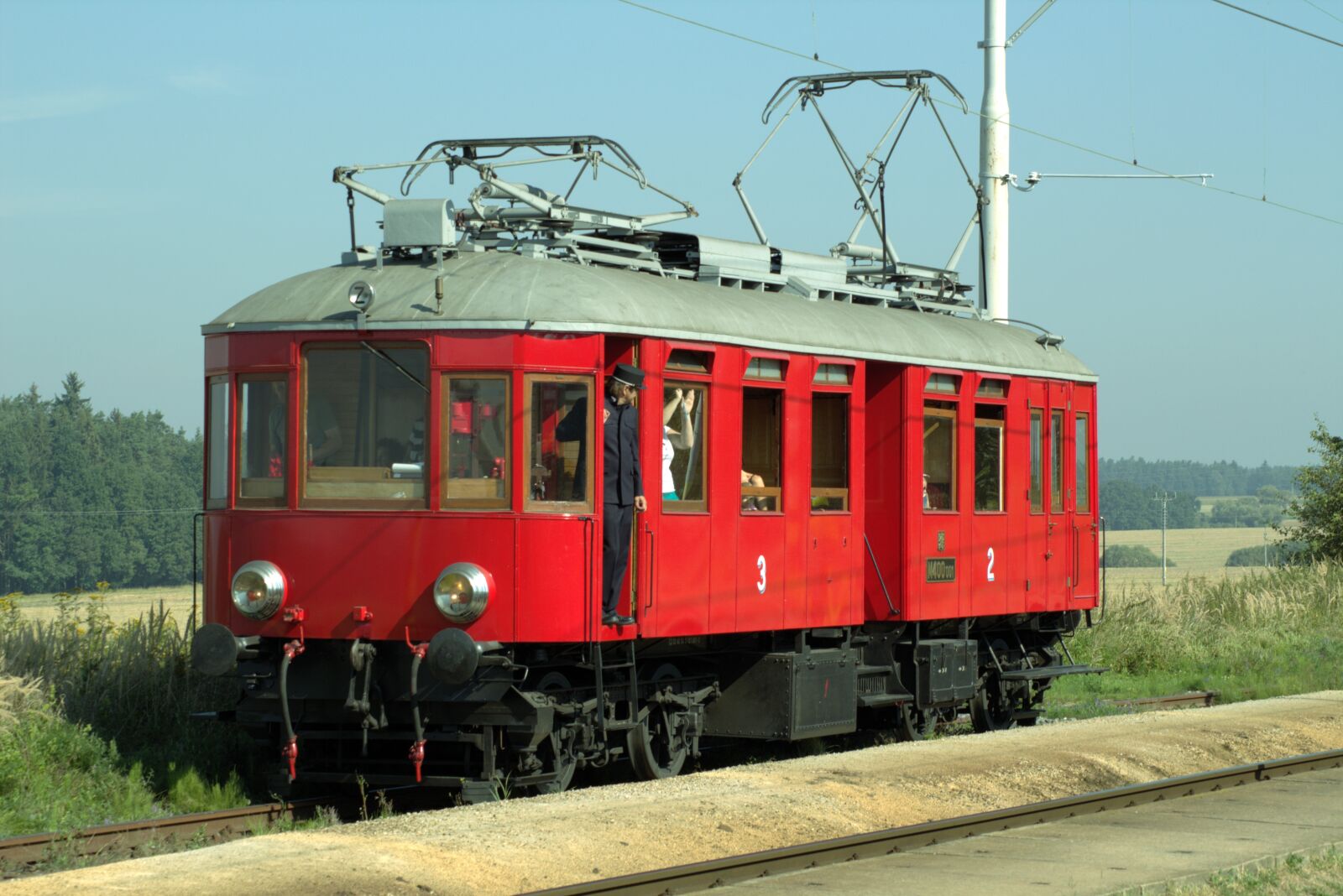 Canon EOS 700D (EOS Rebel T5i / EOS Kiss X7i) sample photo. Railway, historically, railcar photography