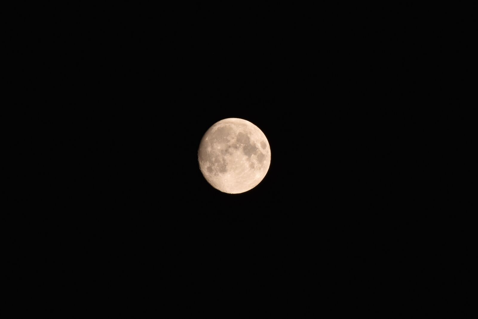 Nikon D7200 sample photo. Moon, night, dark photography