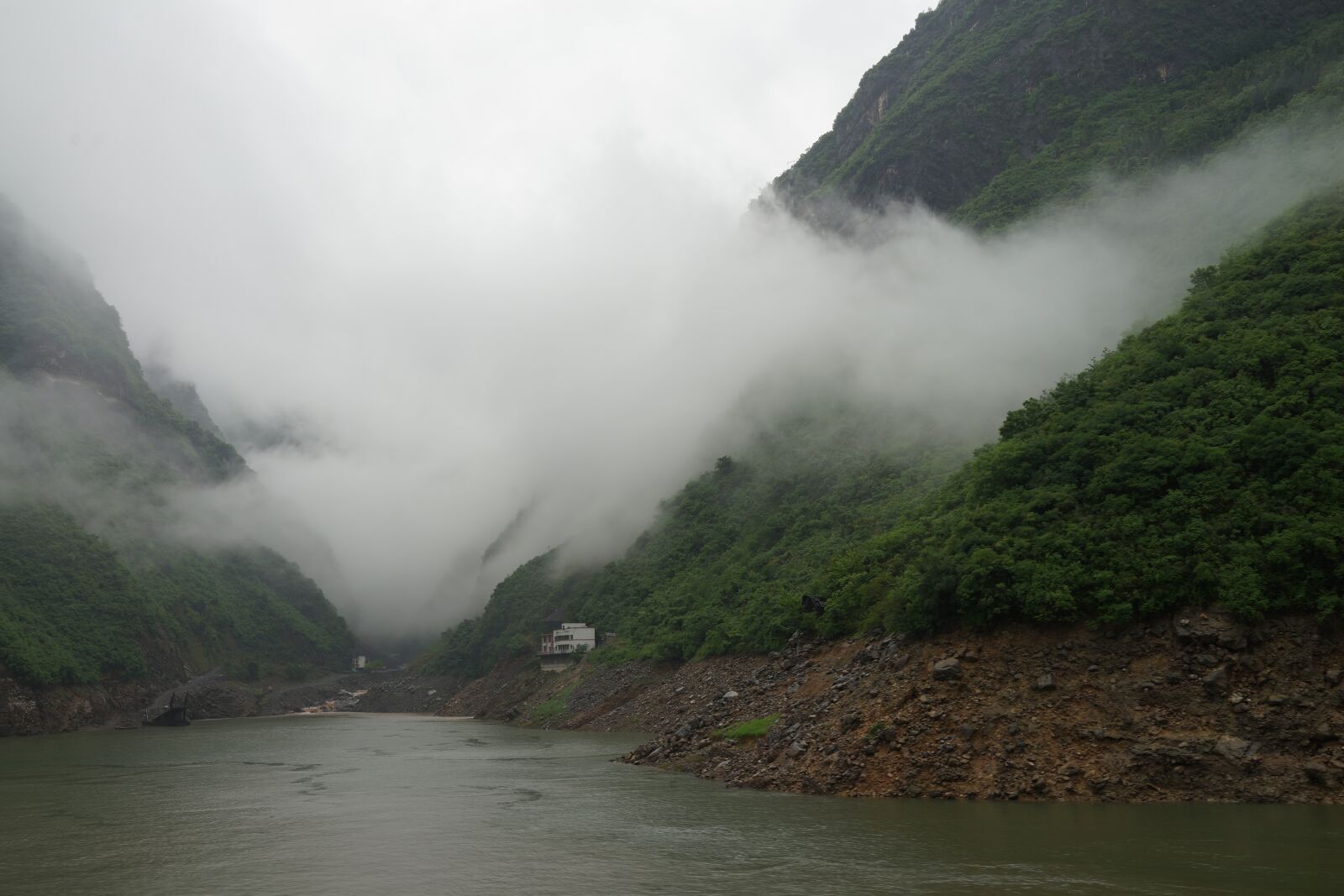 Sony Cyber-shot DSC-RX1R sample photo. Misty mountain, three gorges photography