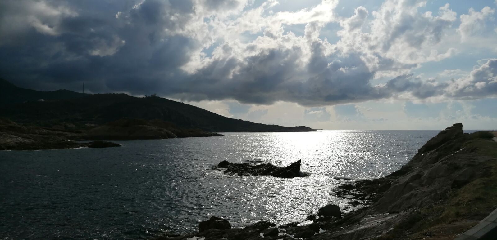 HUAWEI MAR-LX1A sample photo. Sea, rock, sun photography