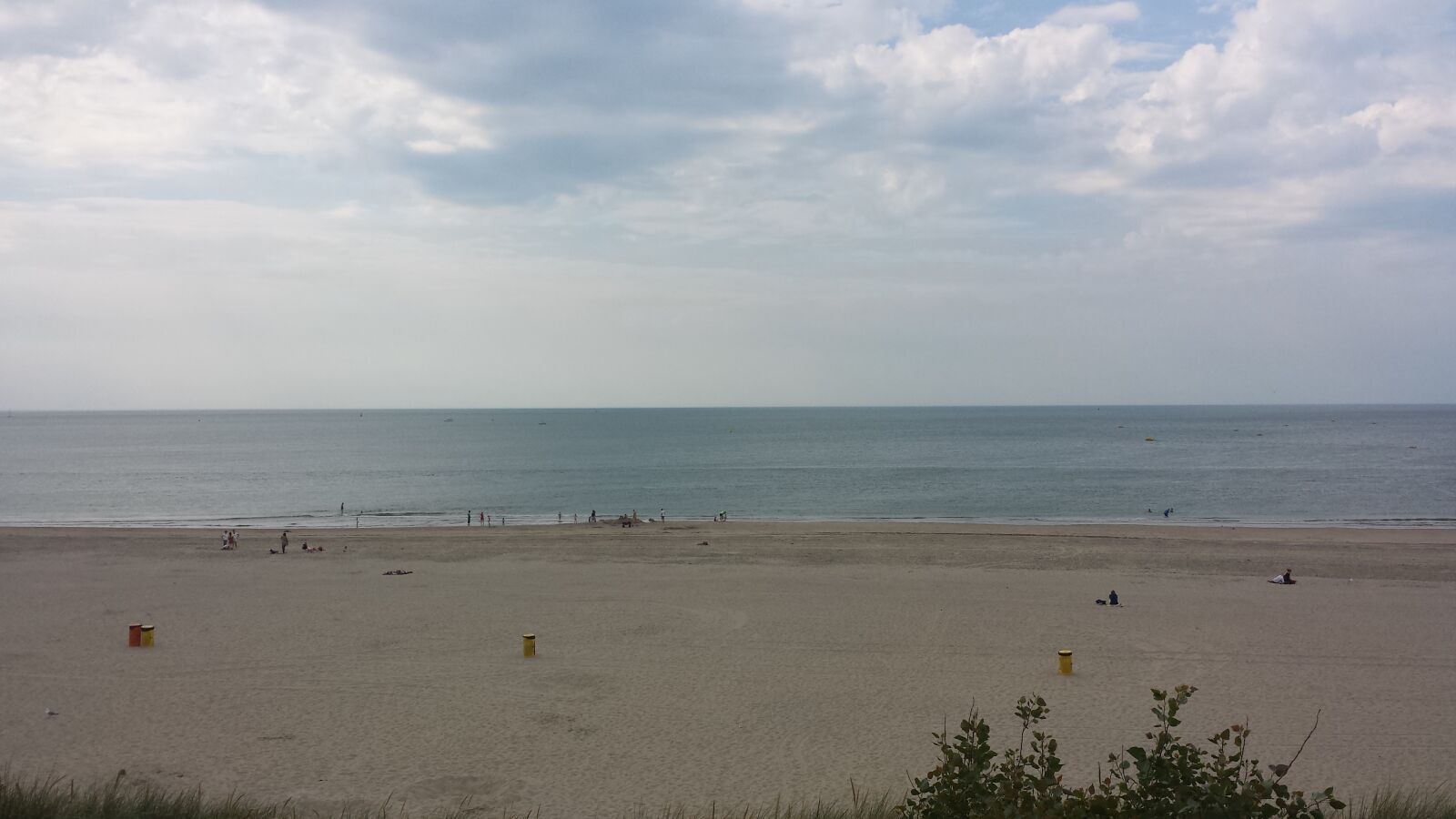Samsung Galaxy S4 sample photo. Beach, netherlands, sea photography