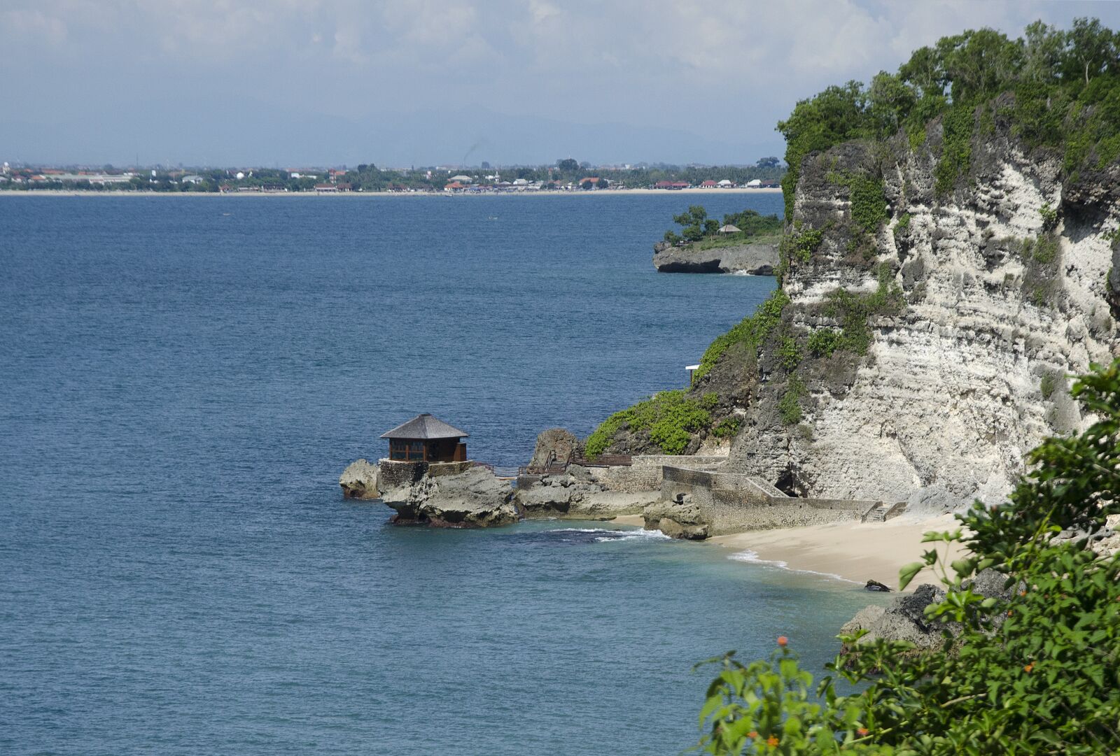 Nikon D5100 sample photo. Lonely, bay, sea photography