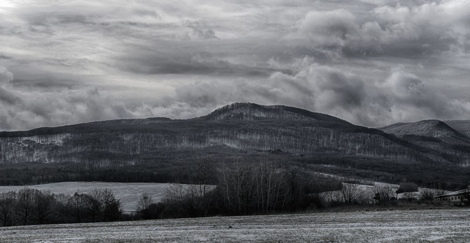 Nikon D5300 sample photo. Black and white, mountains photography