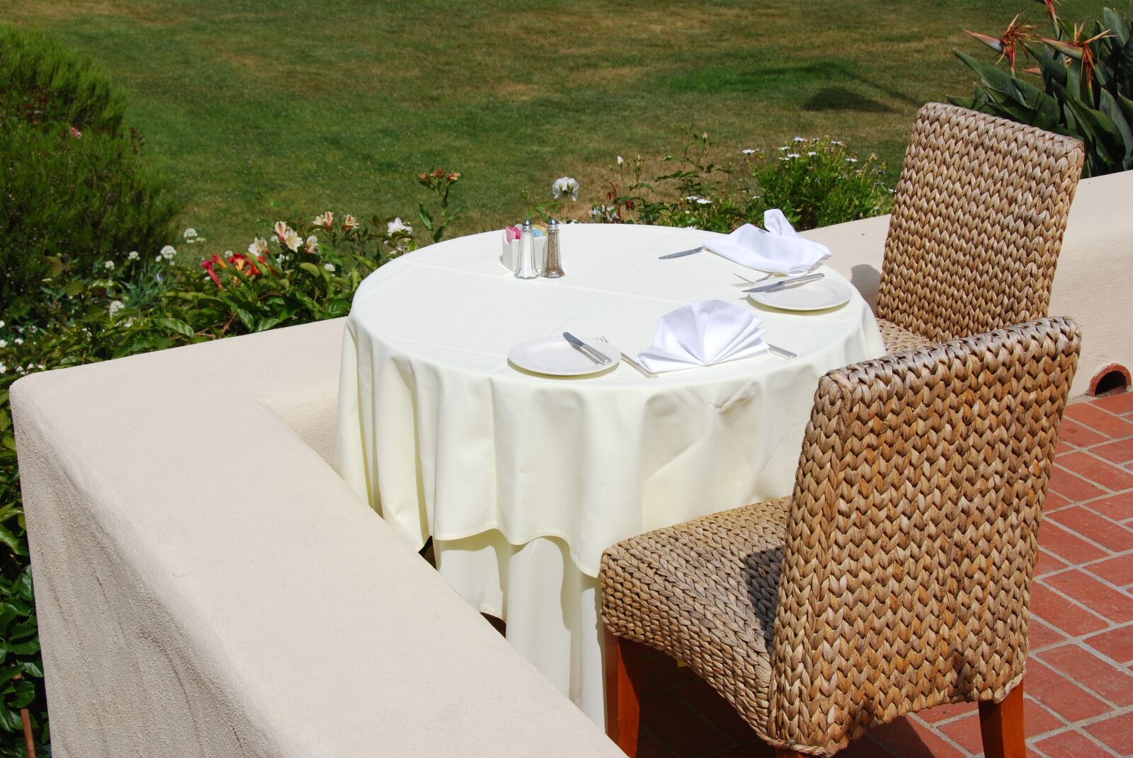 Nikon D60 sample photo. Table, dinner, setting photography