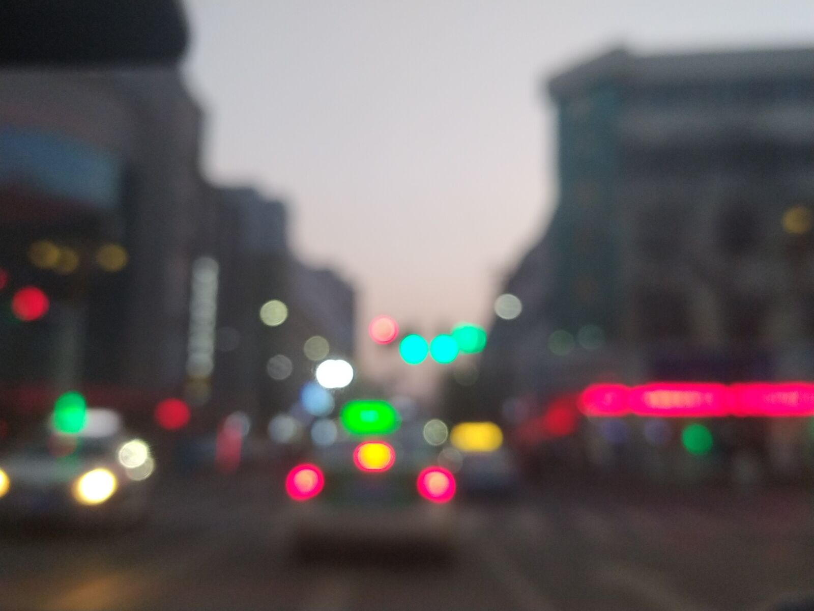 Xiaomi Redmi Note 8 sample photo. Blurred background, lamp, city photography