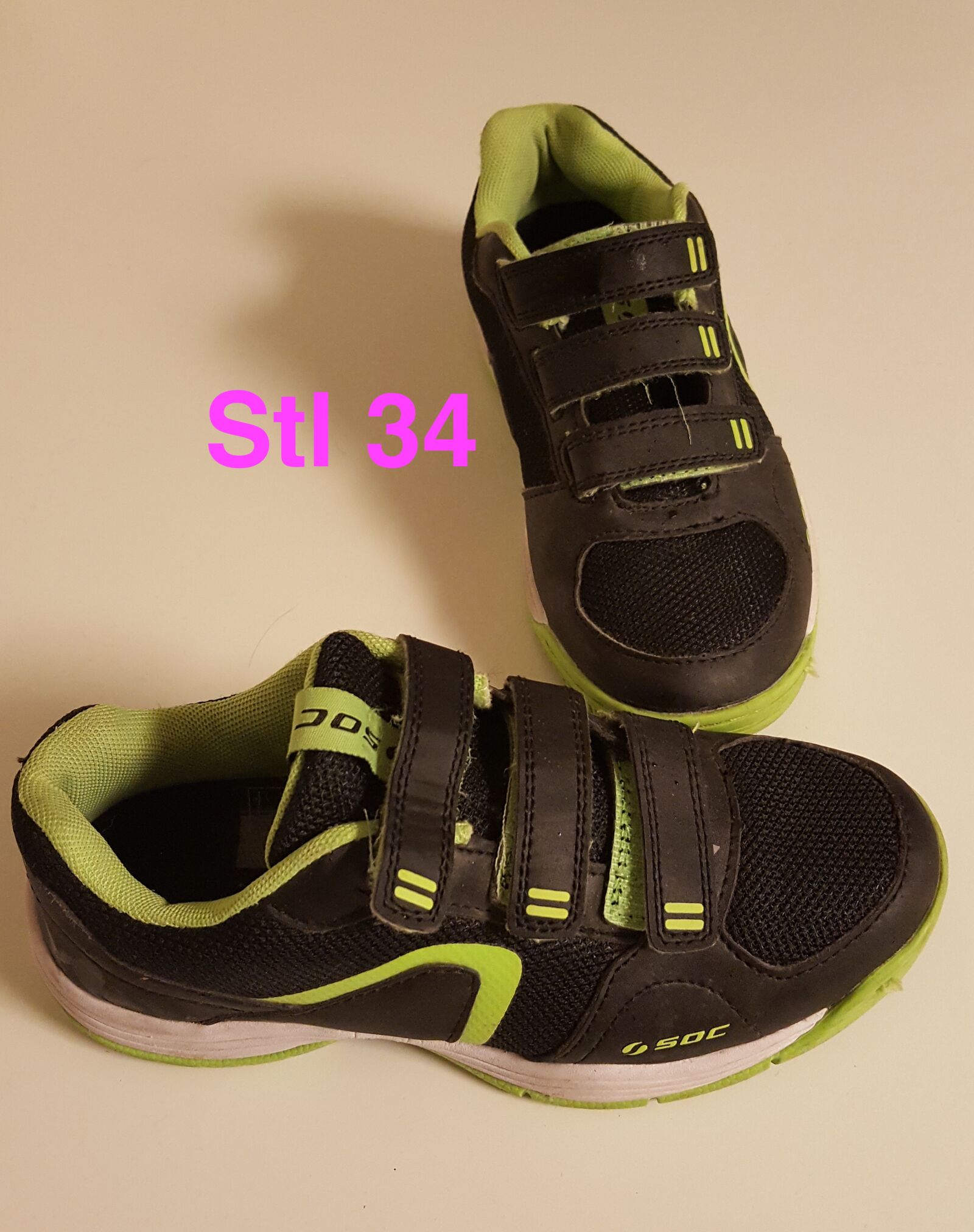 Samsung GALAXY S6 edge sample photo. Shoe, green, black photography