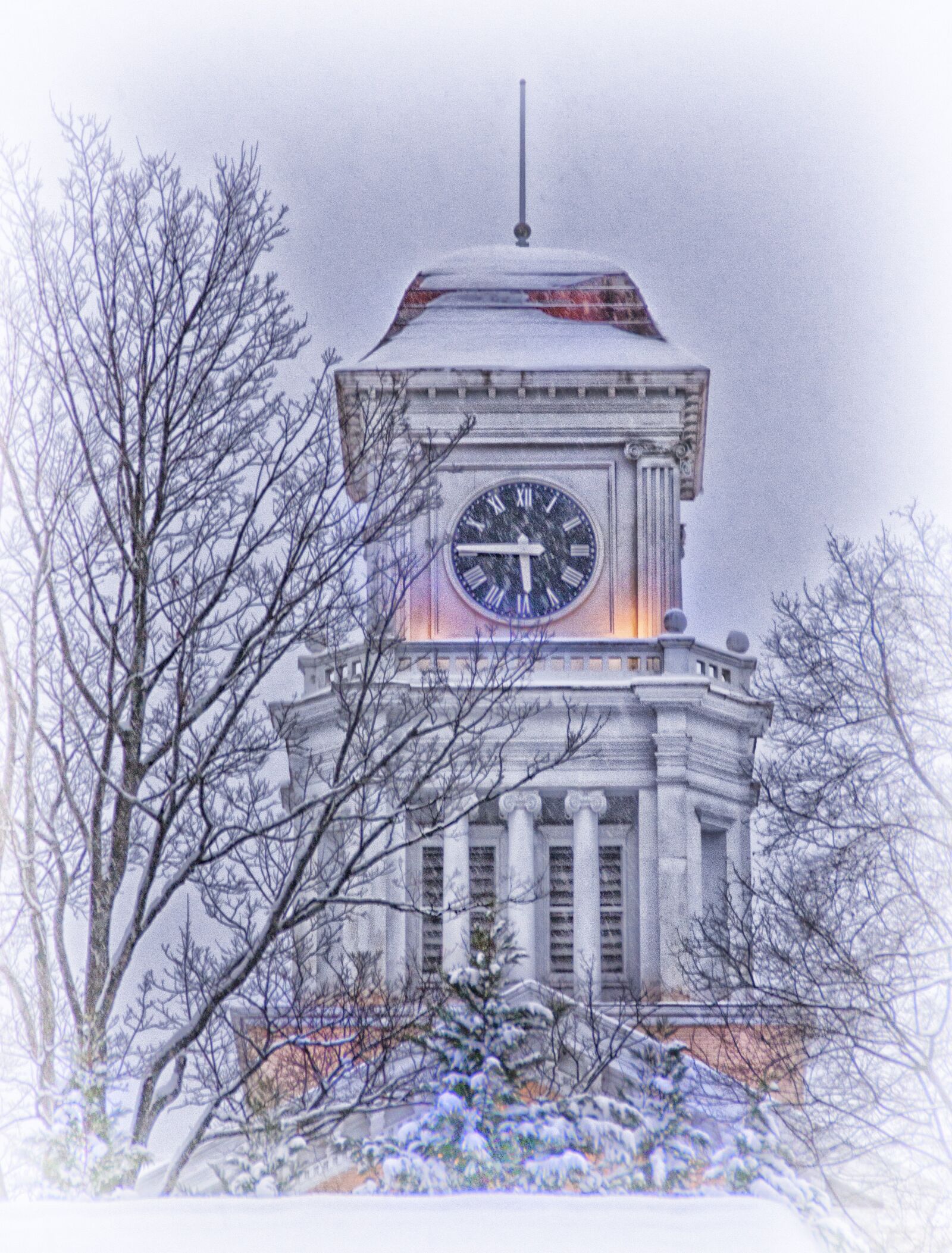 Canon EOS 450D (EOS Rebel XSi / EOS Kiss X2) sample photo. Clock, winter, time photography
