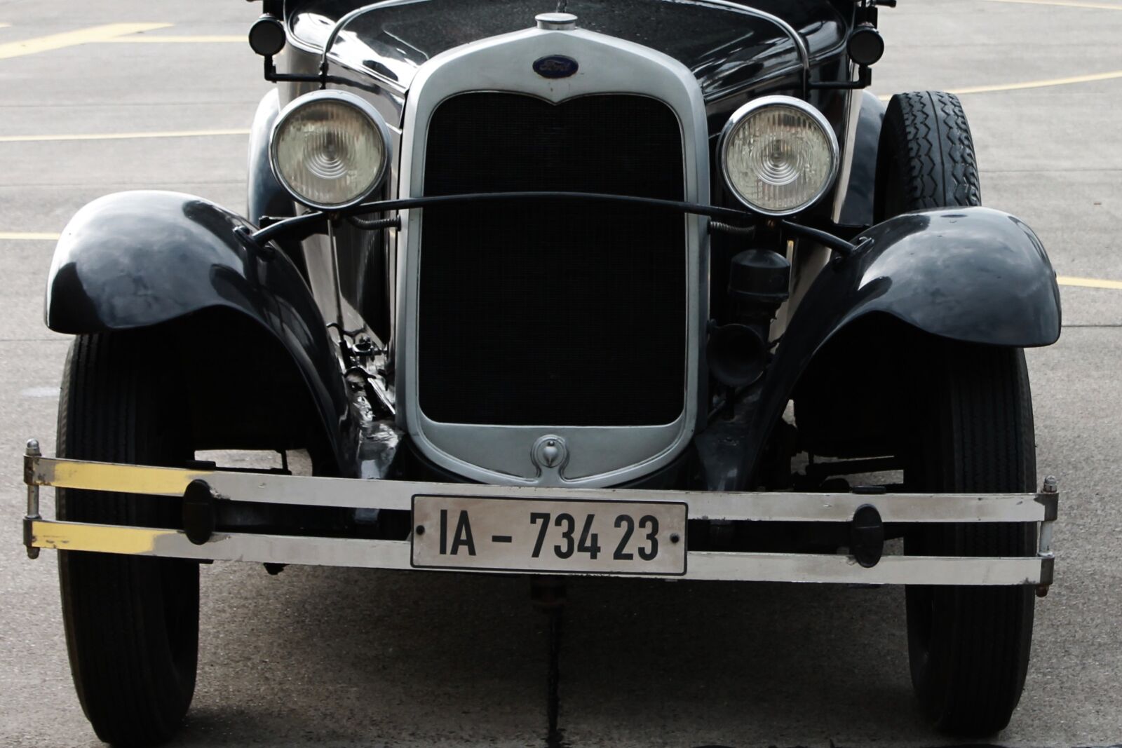 Canon EOS 1100D (EOS Rebel T3 / EOS Kiss X50) sample photo. Oldtimer, auto, old car photography