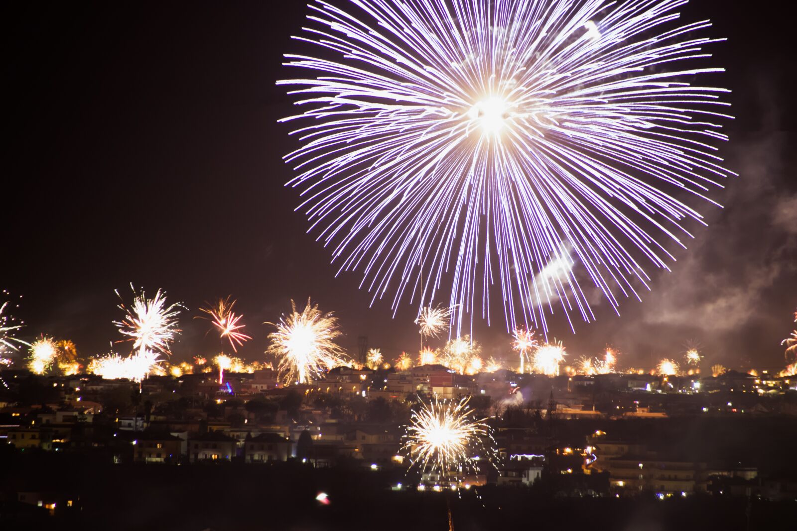 Canon EOS 80D sample photo. New year's eve, fireworks photography