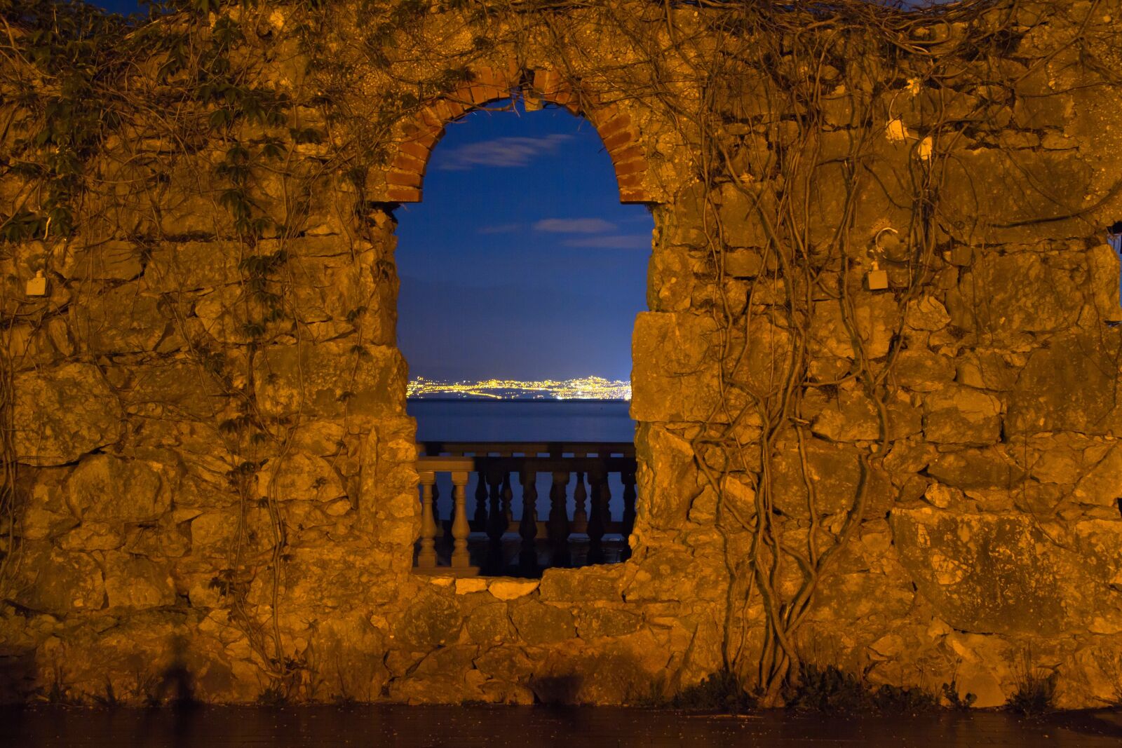 Canon EOS 7D sample photo. Croatia, blue hour, island photography