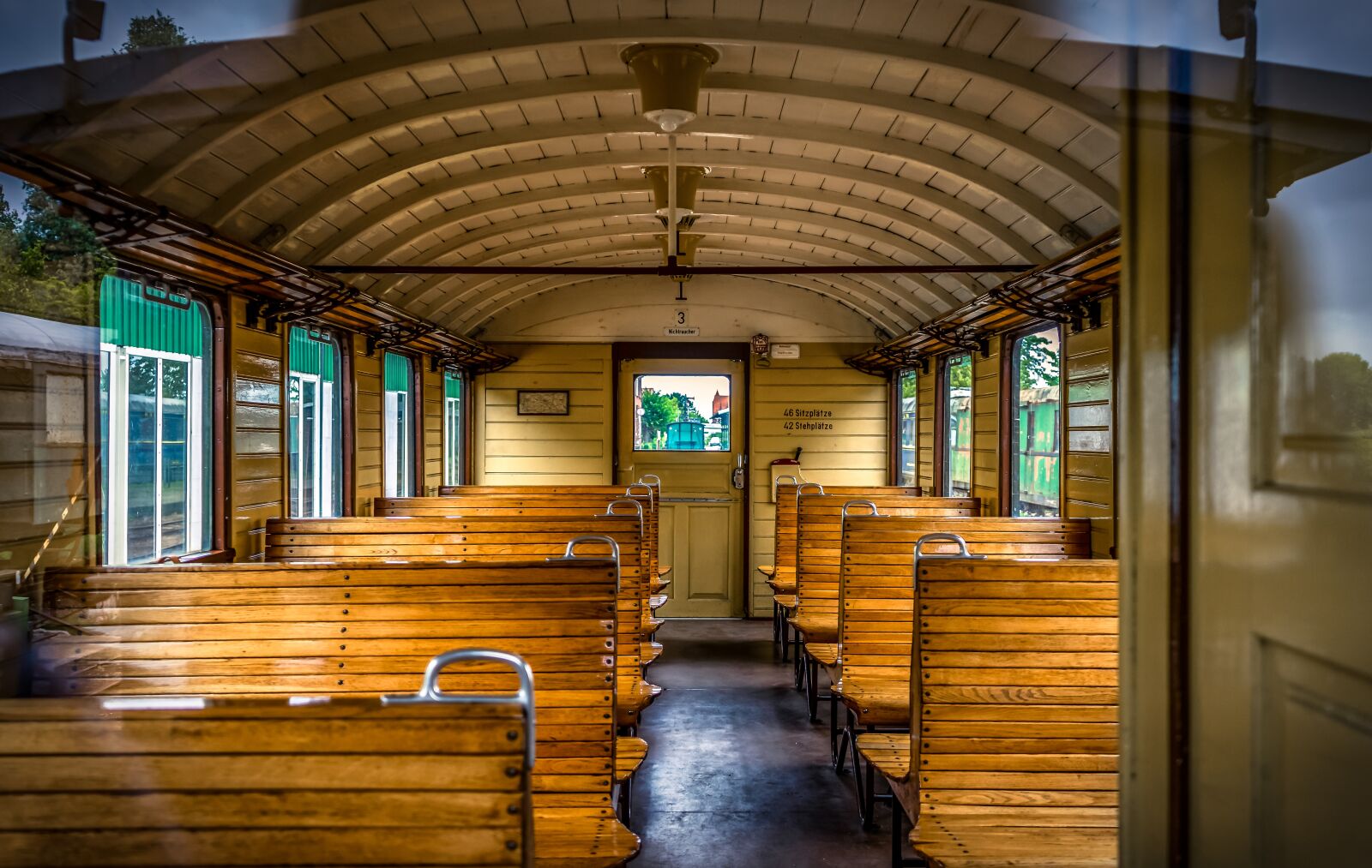 Sony a7 II + Sony FE 28-70mm F3.5-5.6 OSS sample photo. Train, wagon, compartment photography
