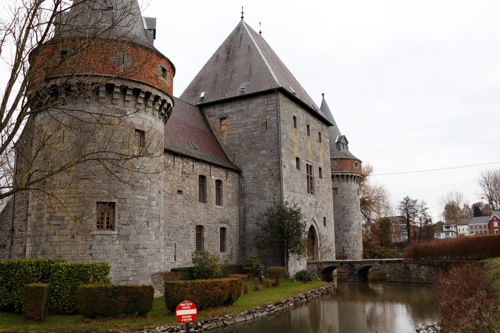 Canon EOS 200D (EOS Rebel SL2 / EOS Kiss X9) sample photo. Castle, dungeon, tower photography