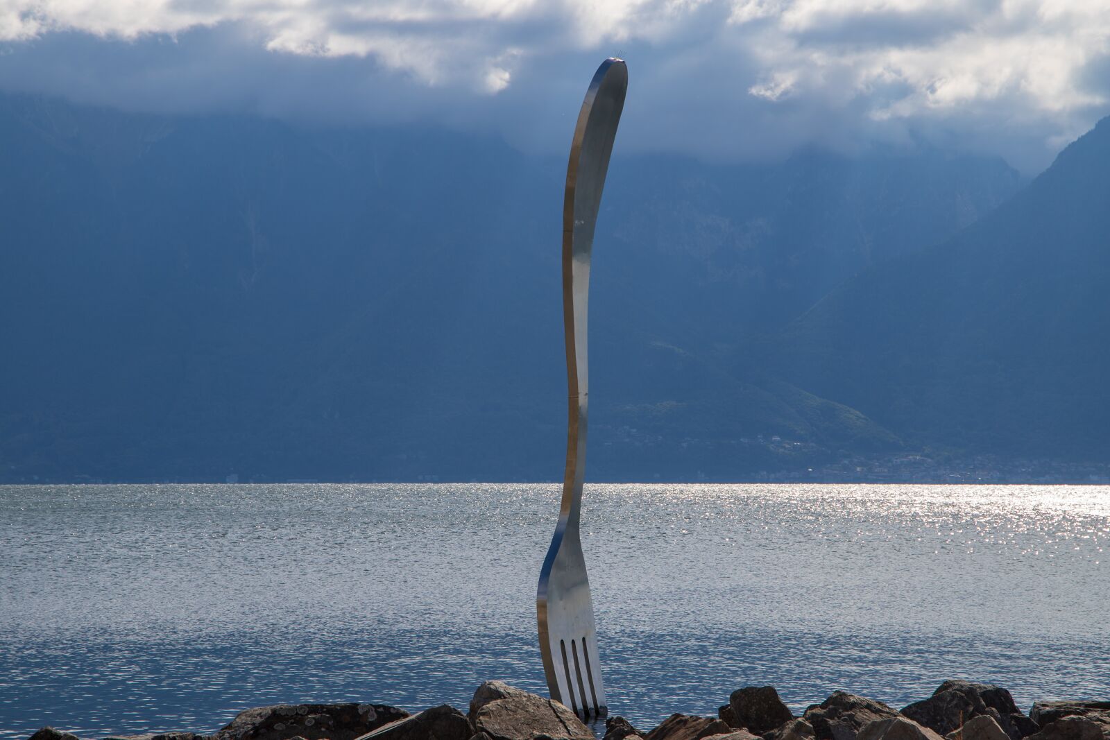 Canon EOS 6D Mark II sample photo. Vevey, lake geneva, fork photography