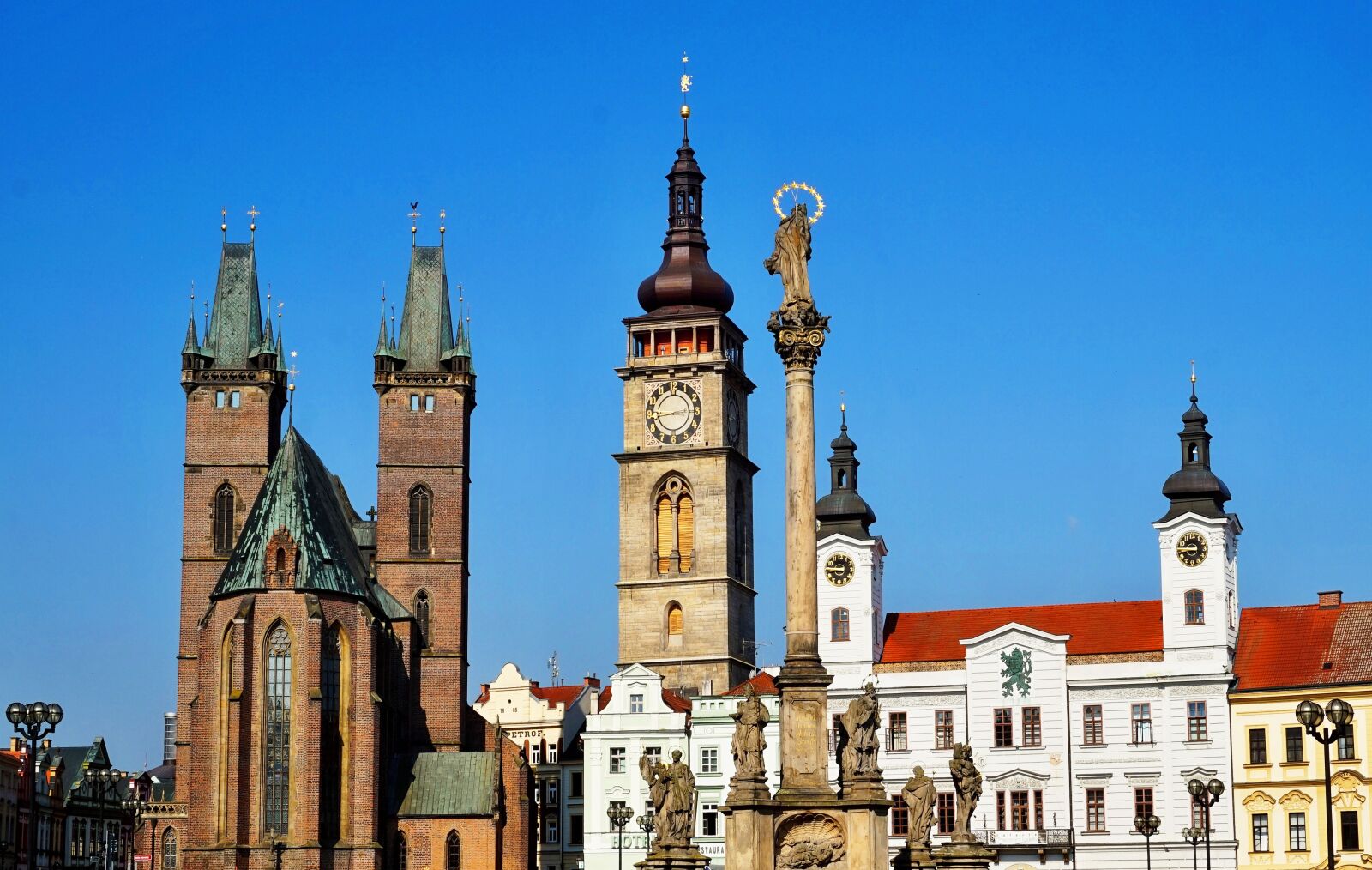 Sony Alpha a5000 (ILCE 5000) sample photo. Tower, church, czechia photography