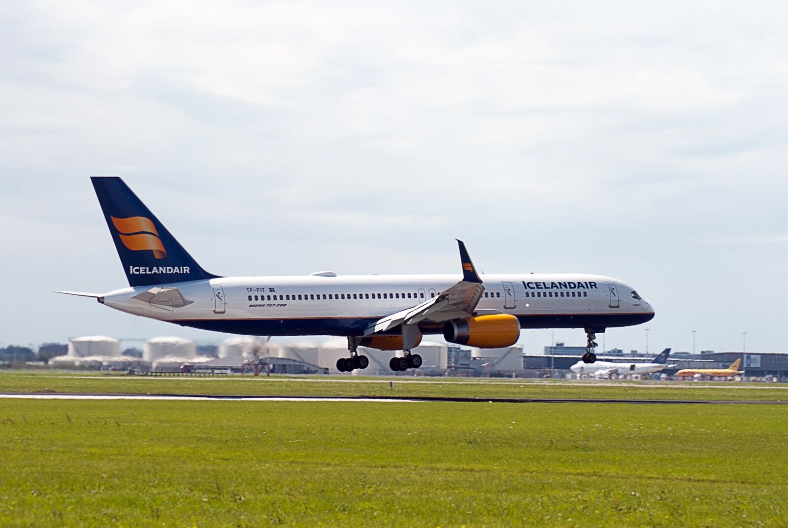 Nikon D3000 sample photo. Plane, schiphol, airline photography