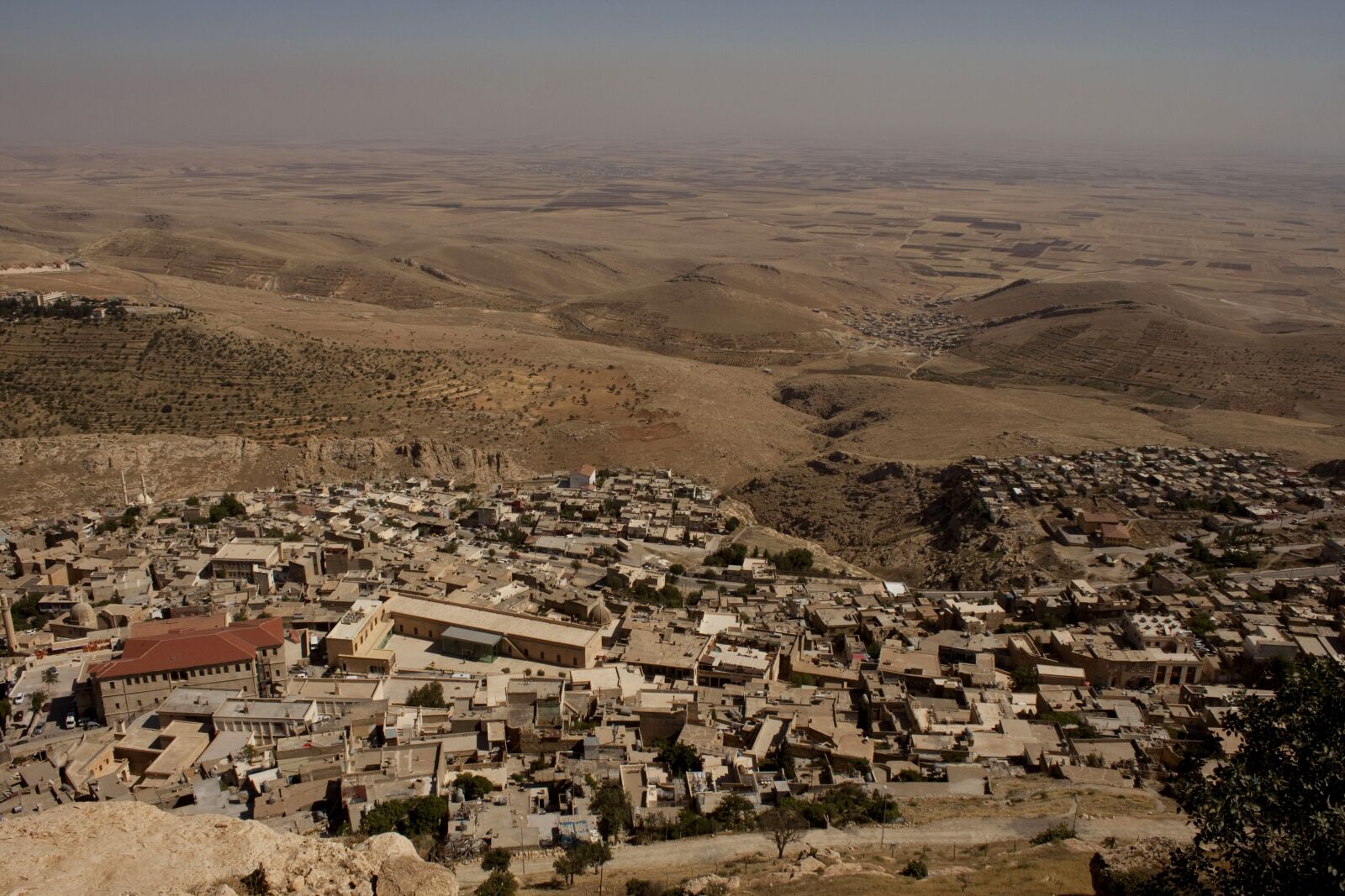 Canon EOS 500D (EOS Rebel T1i / EOS Kiss X3) sample photo. City, mardin, historical houses photography