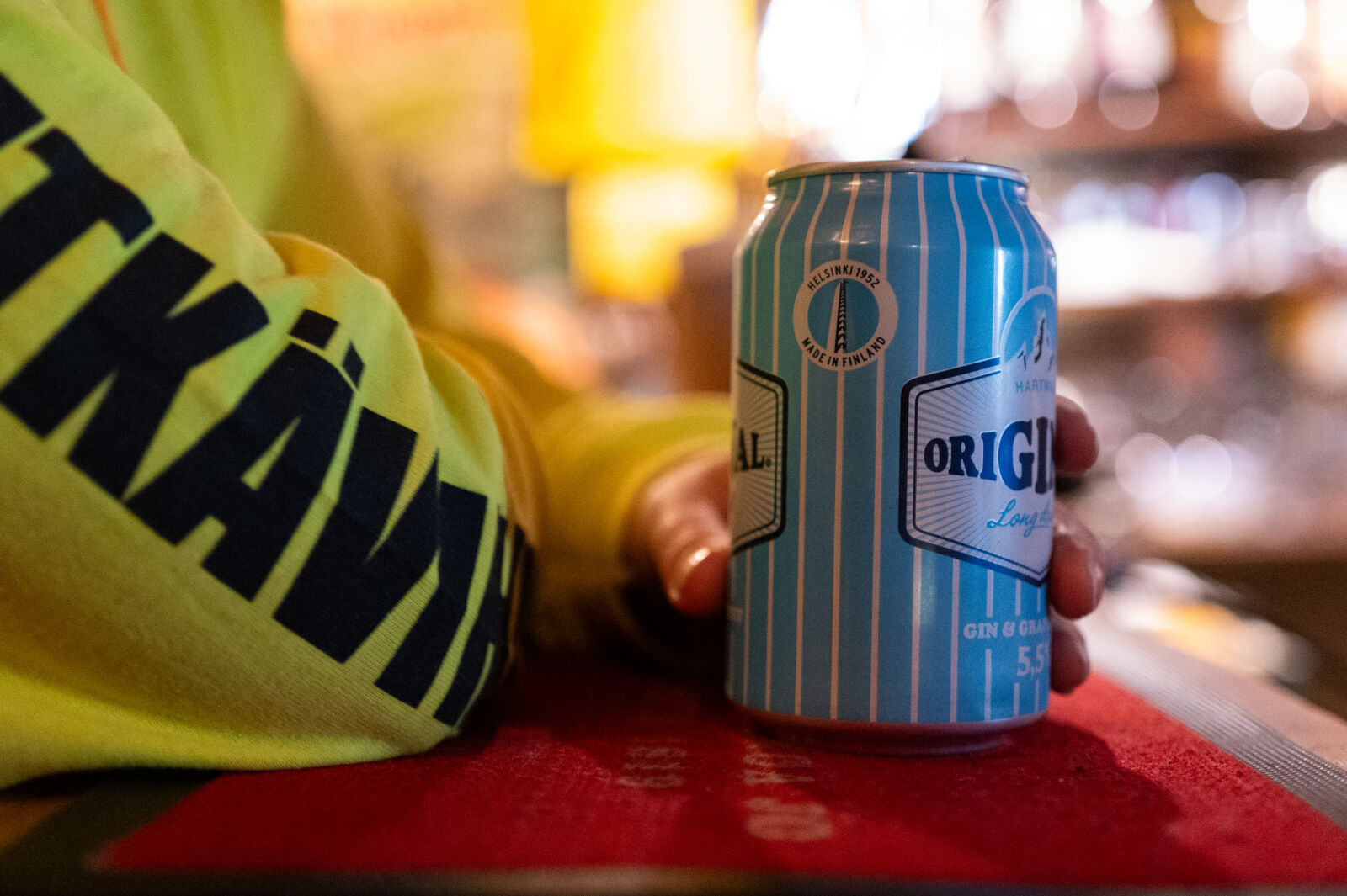 SUMMILUX 1:1.7/28 ASPH. sample photo. Bar beverage photography