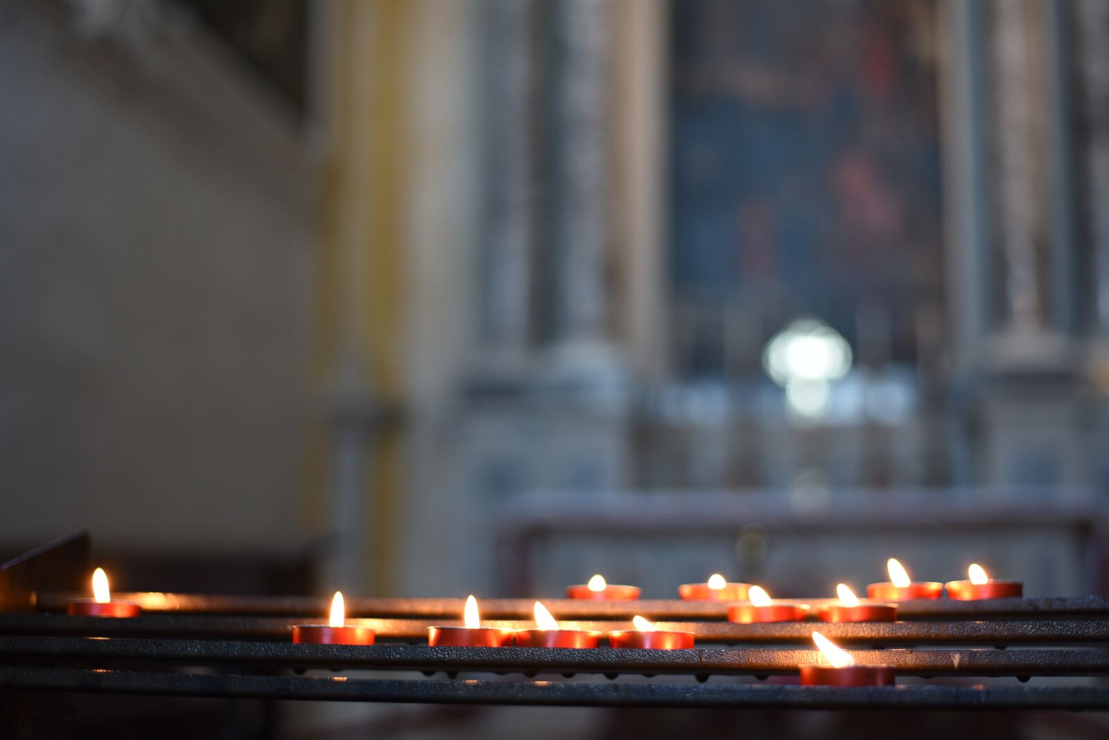 Nikon D750 sample photo. Candles, church, peace photography