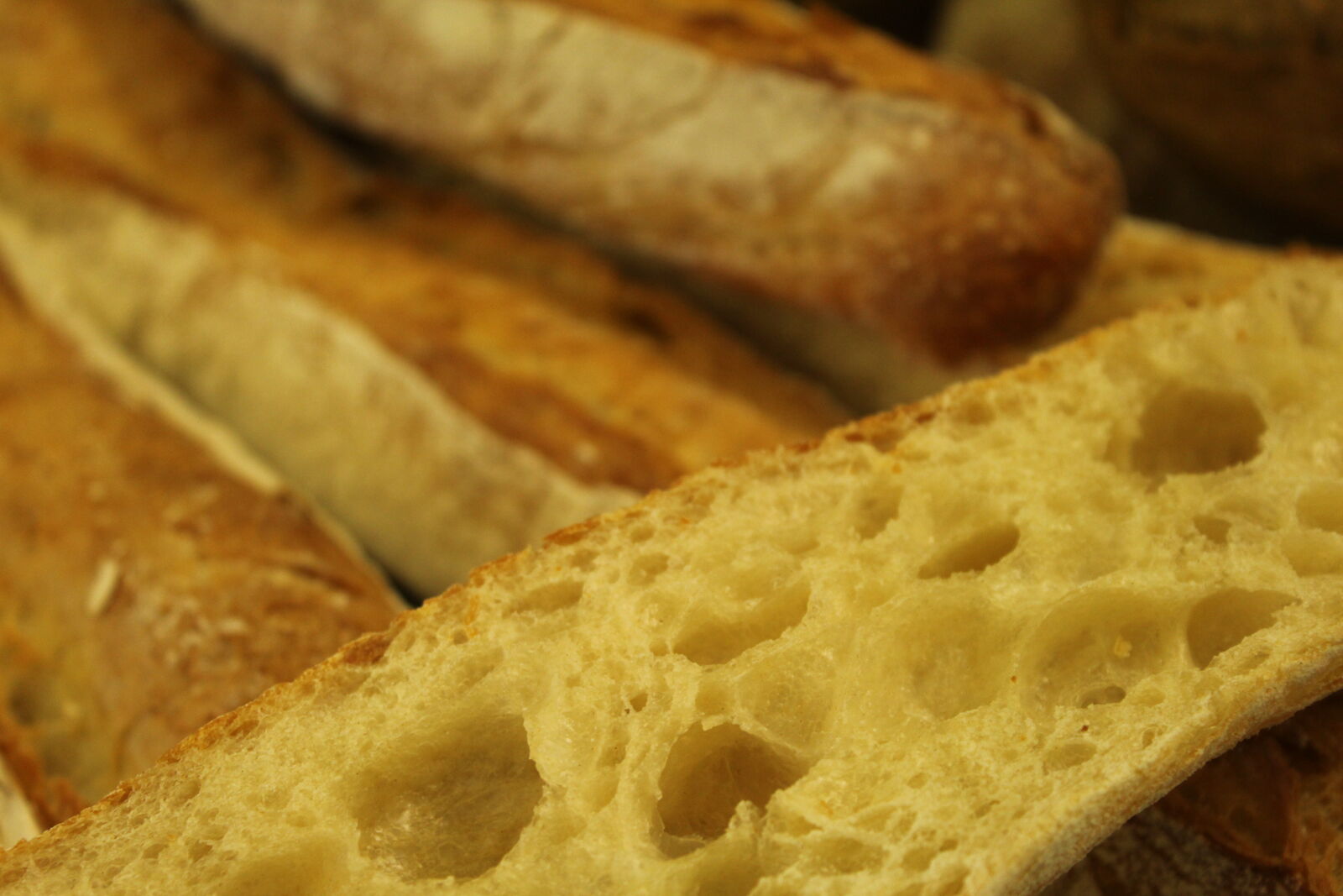 Canon EOS 1200D (EOS Rebel T5 / EOS Kiss X70 / EOS Hi) sample photo. Artisan, baguette, baker, bread photography
