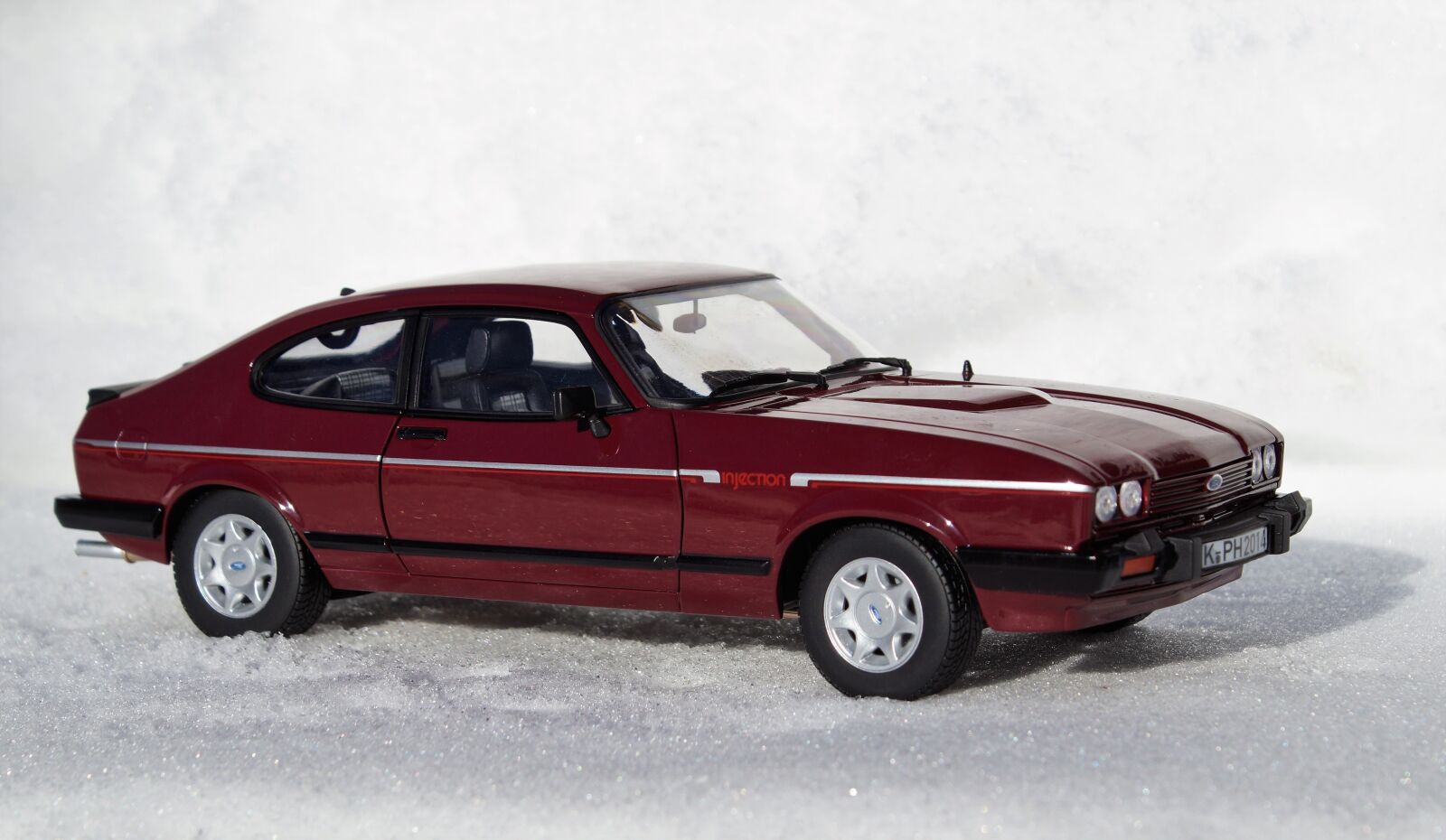Sony DT 18-70mm F3.5-5.6 sample photo. Model car, ford, capri photography