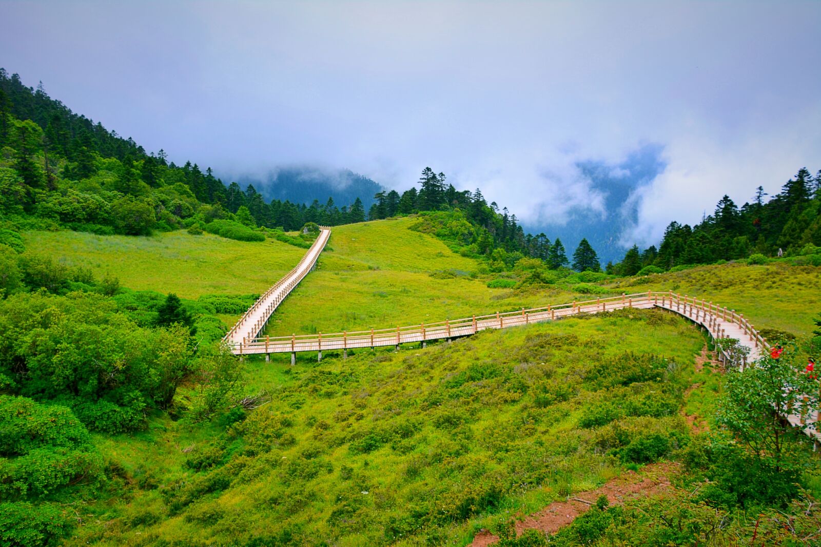 Nikon D7100 sample photo. Mountain, plank, clouds photography