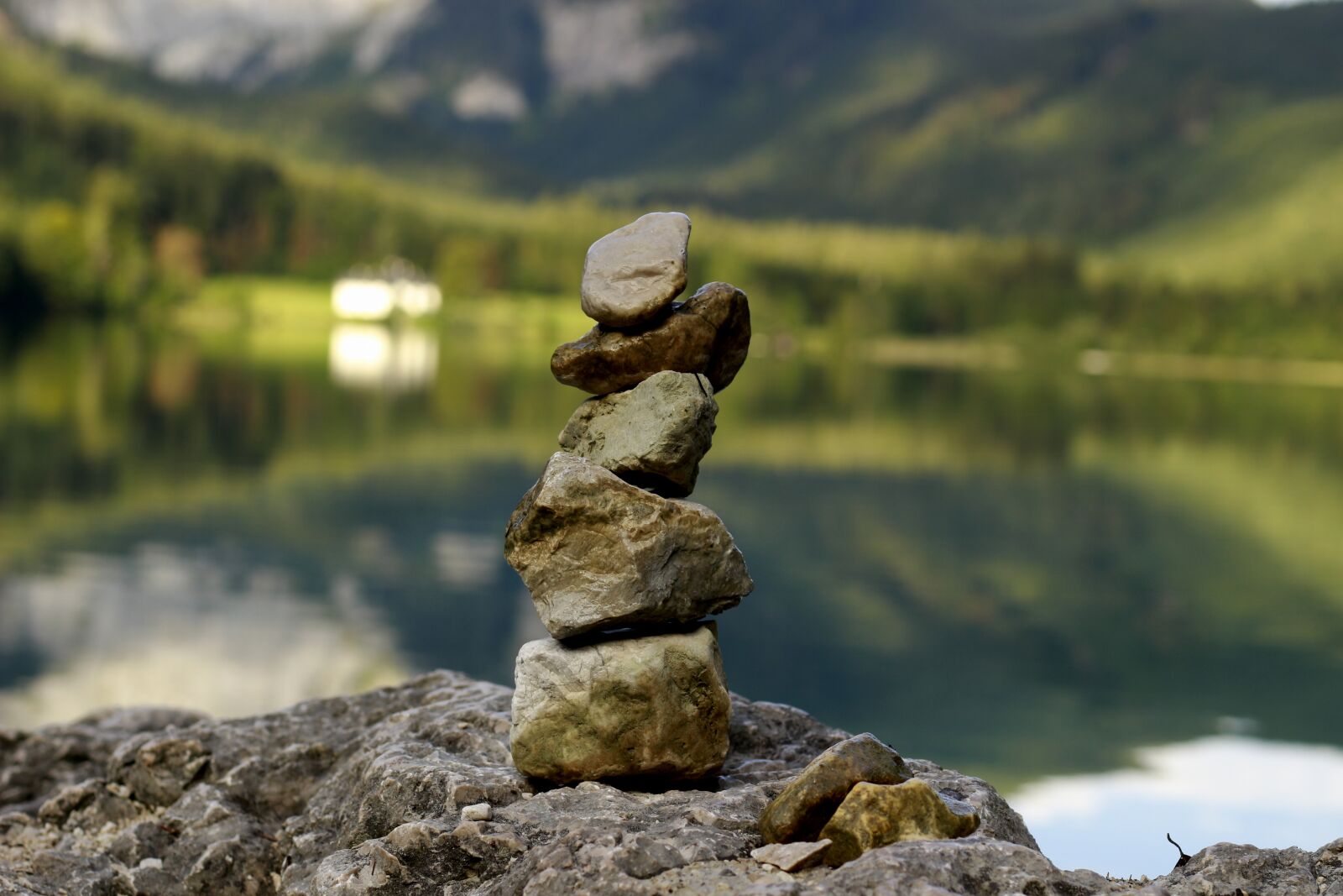Canon EOS 100D (EOS Rebel SL1 / EOS Kiss X7) + Canon EF 50mm F1.8 STM sample photo. Stone tower, relaxation, yoga photography