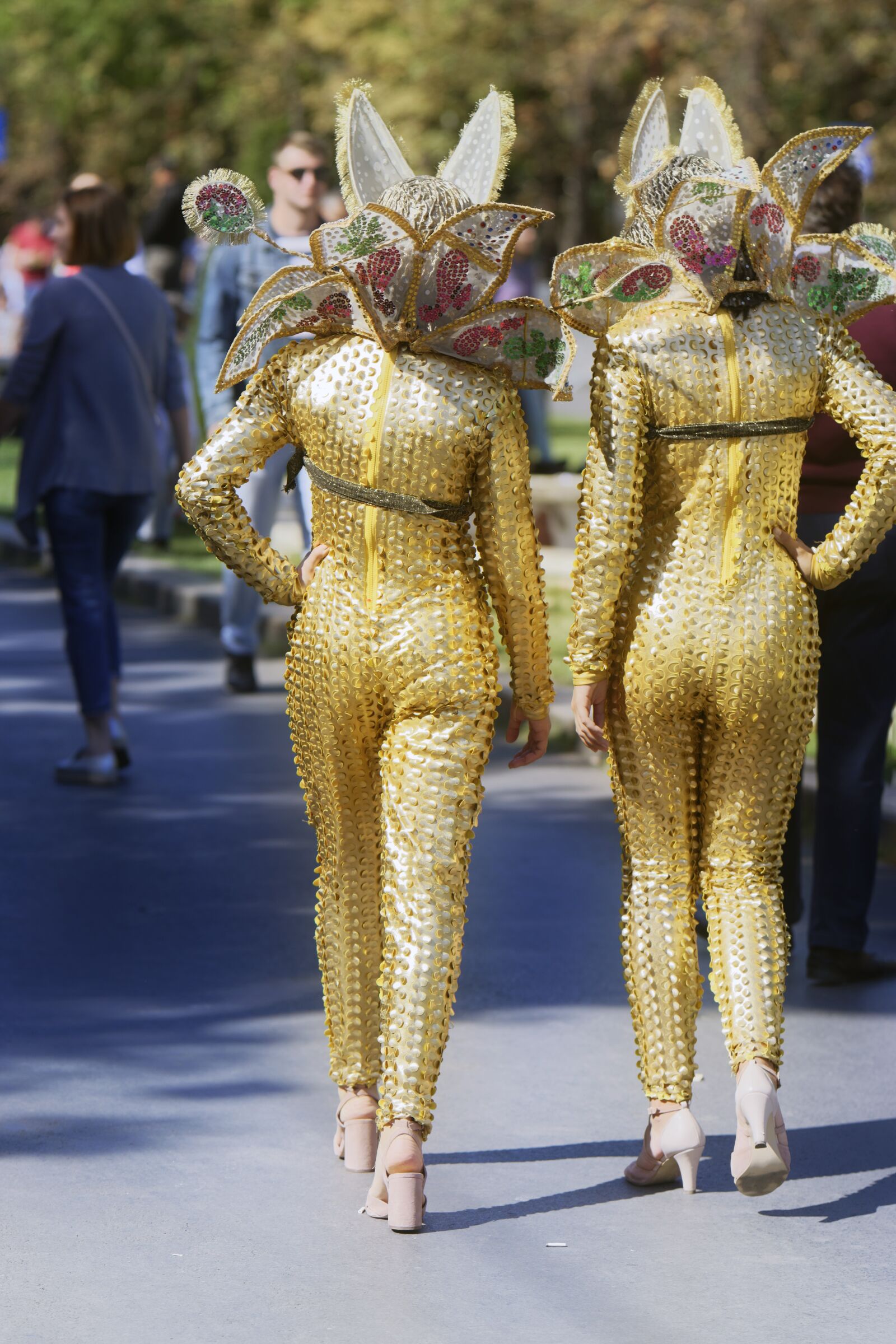 Nikon D5300 sample photo. People, women, costumes photography
