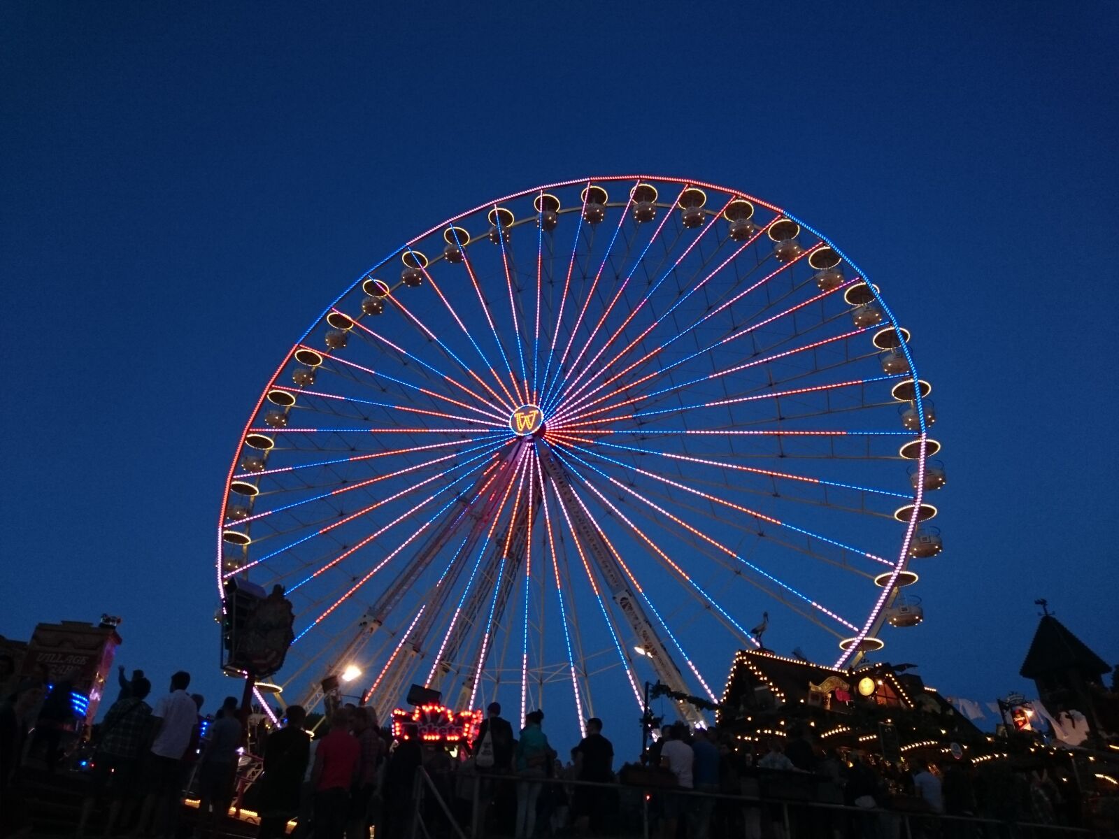 Sony Xperia Z3 sample photo. Wheel, night, romantic photography