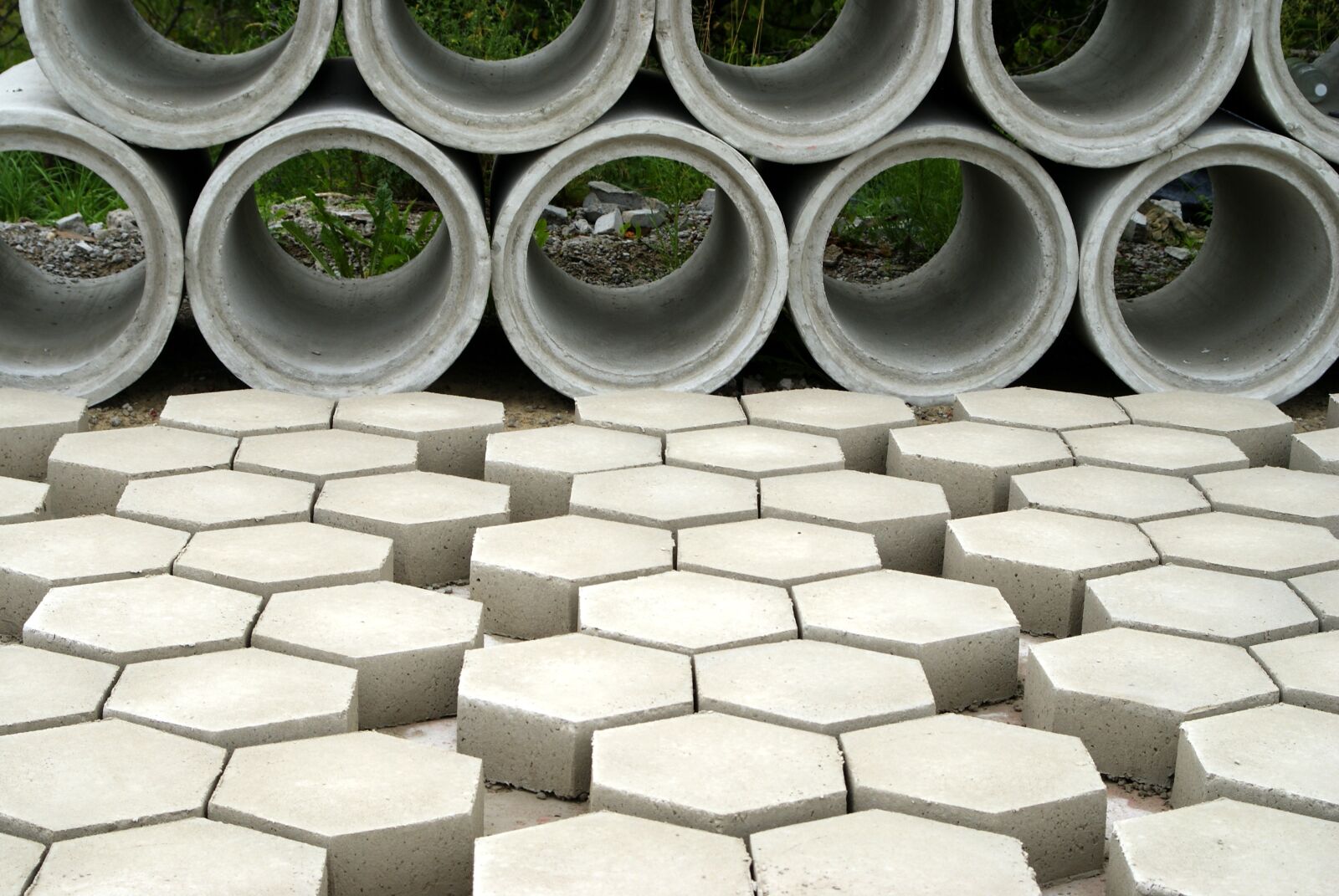 Sony Alpha DSLR-A200 sample photo. Concrete, blocks, way photography