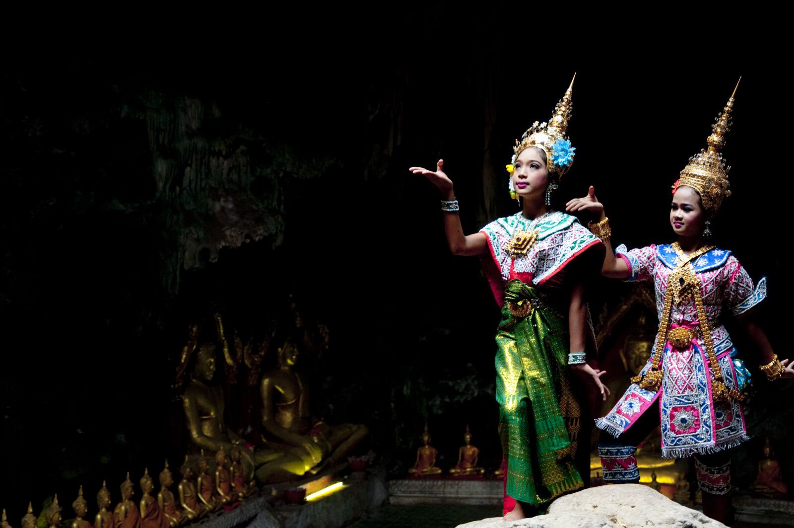 Nikon D90 sample photo. Thailand, girl, traditional photography