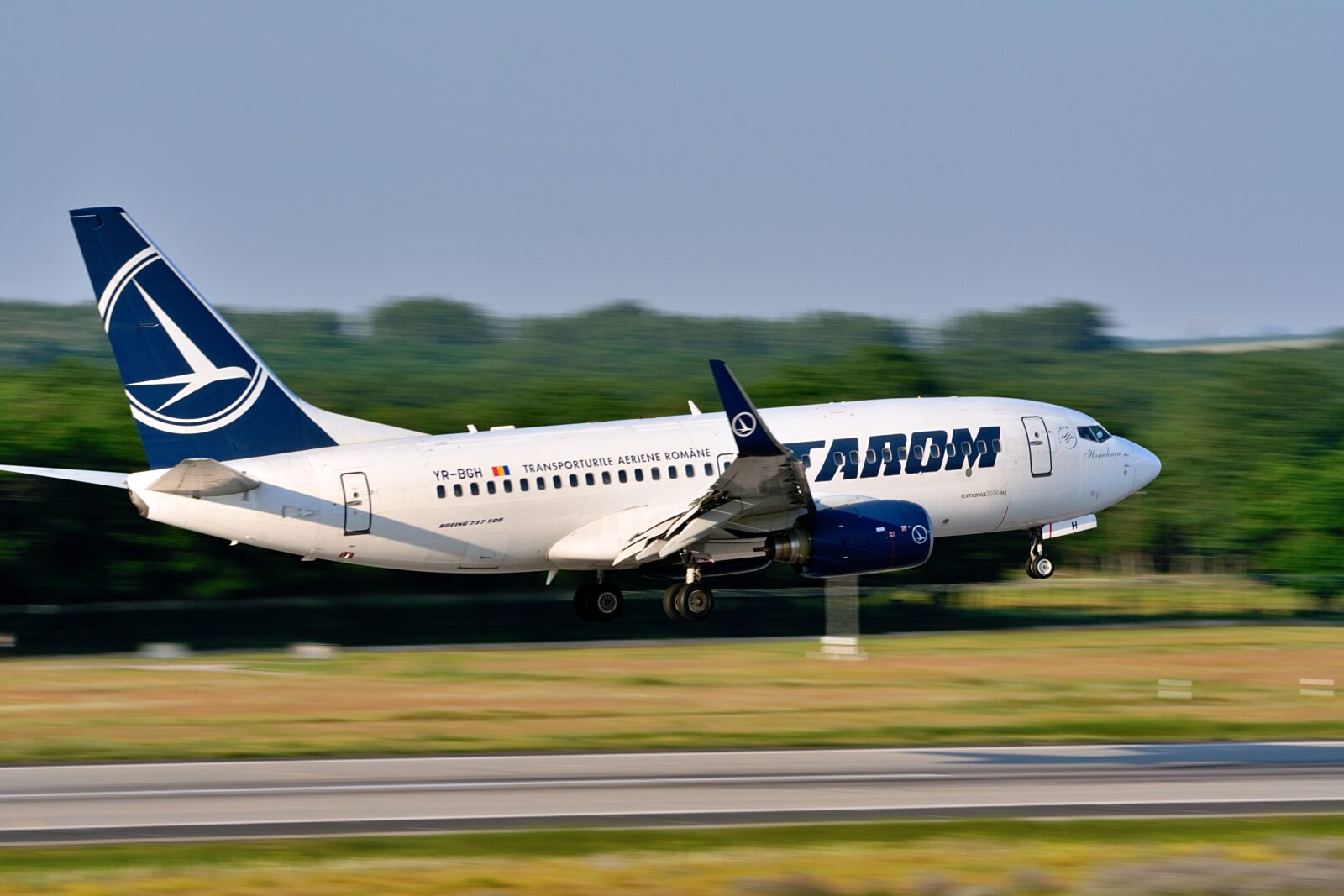 Nikon D5200 sample photo. Aircraft, flight, technology photography