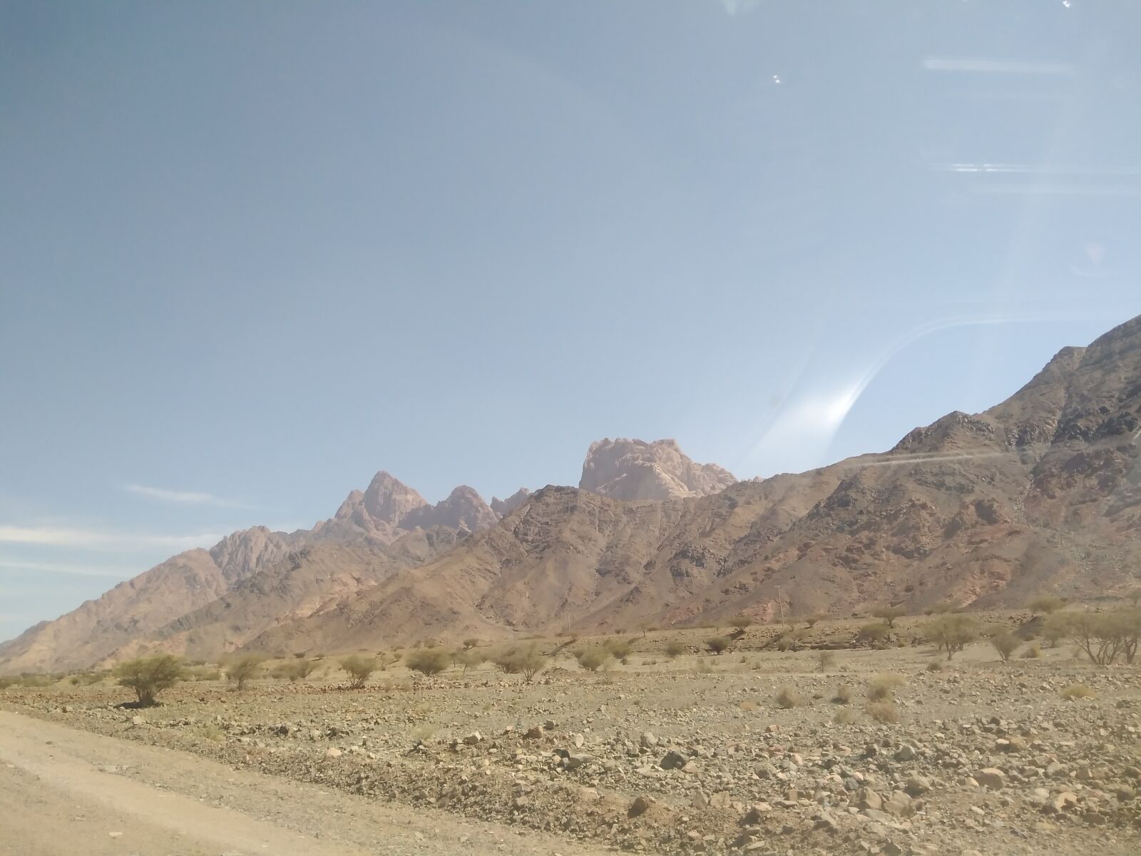 HUAWEI DUB-LX1 sample photo. Desert, road, bea photography